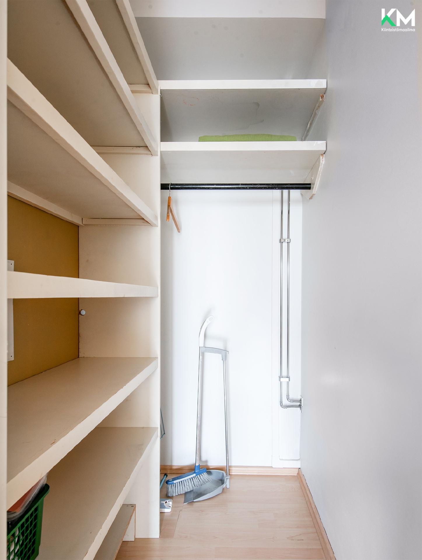 Valpuri Innamaan katu 5, Varissuo, Turku