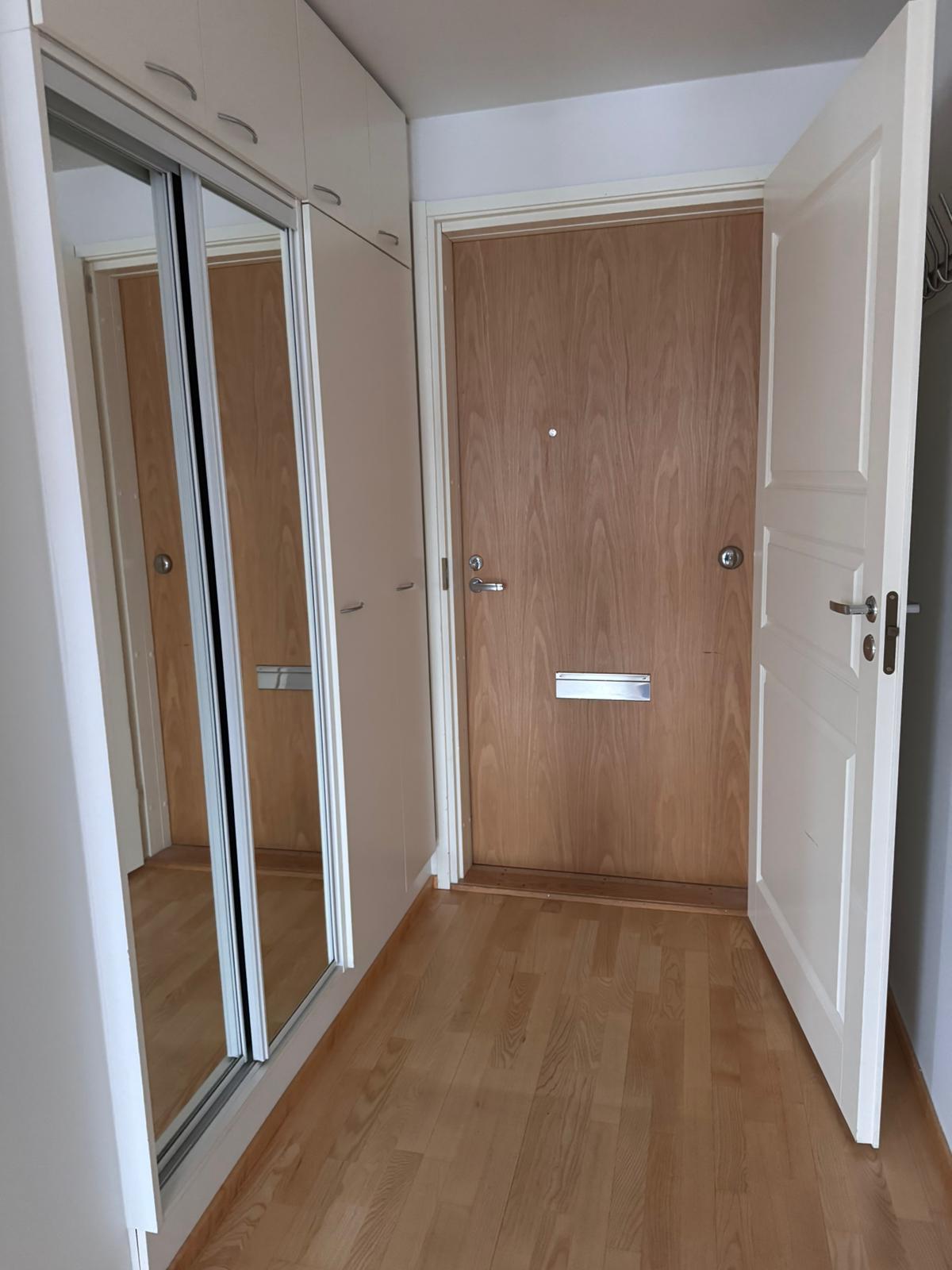 Tullivahdinkatu 1, Etu-Lyötty, Oulu