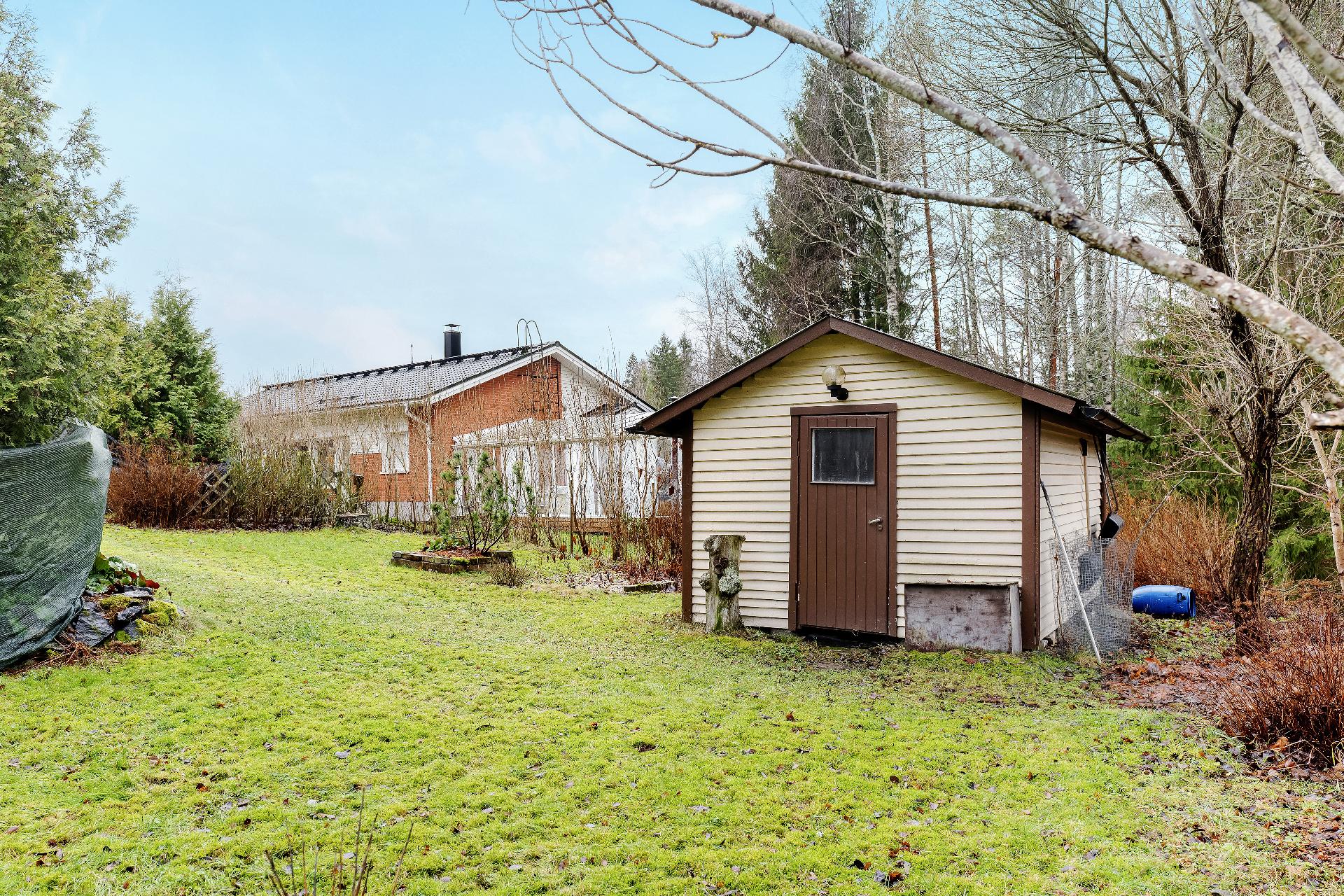 Saaristontie 8, Veikkola, Kirkkonummi