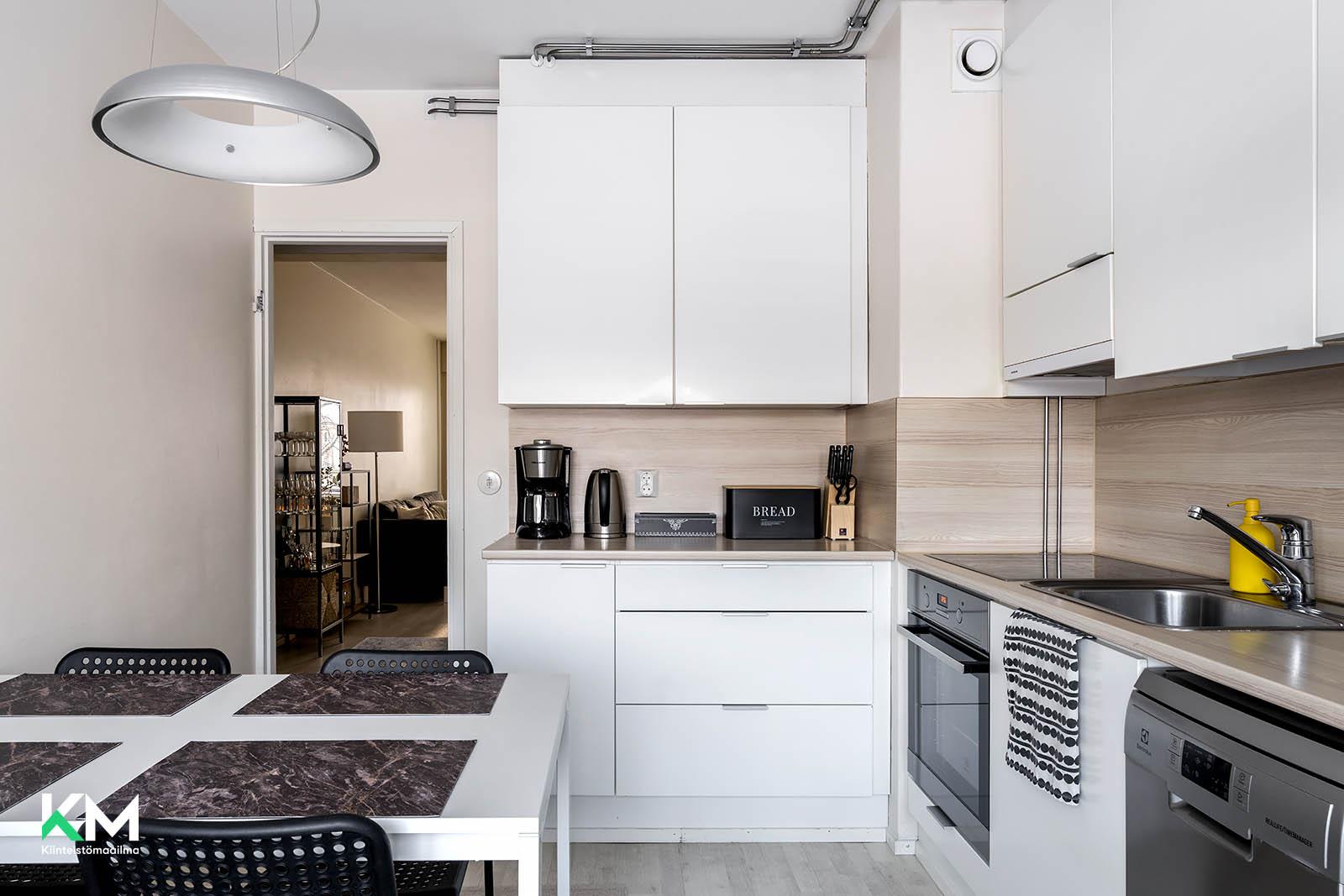 Merikoskenkatu 2, Tuira, Oulu