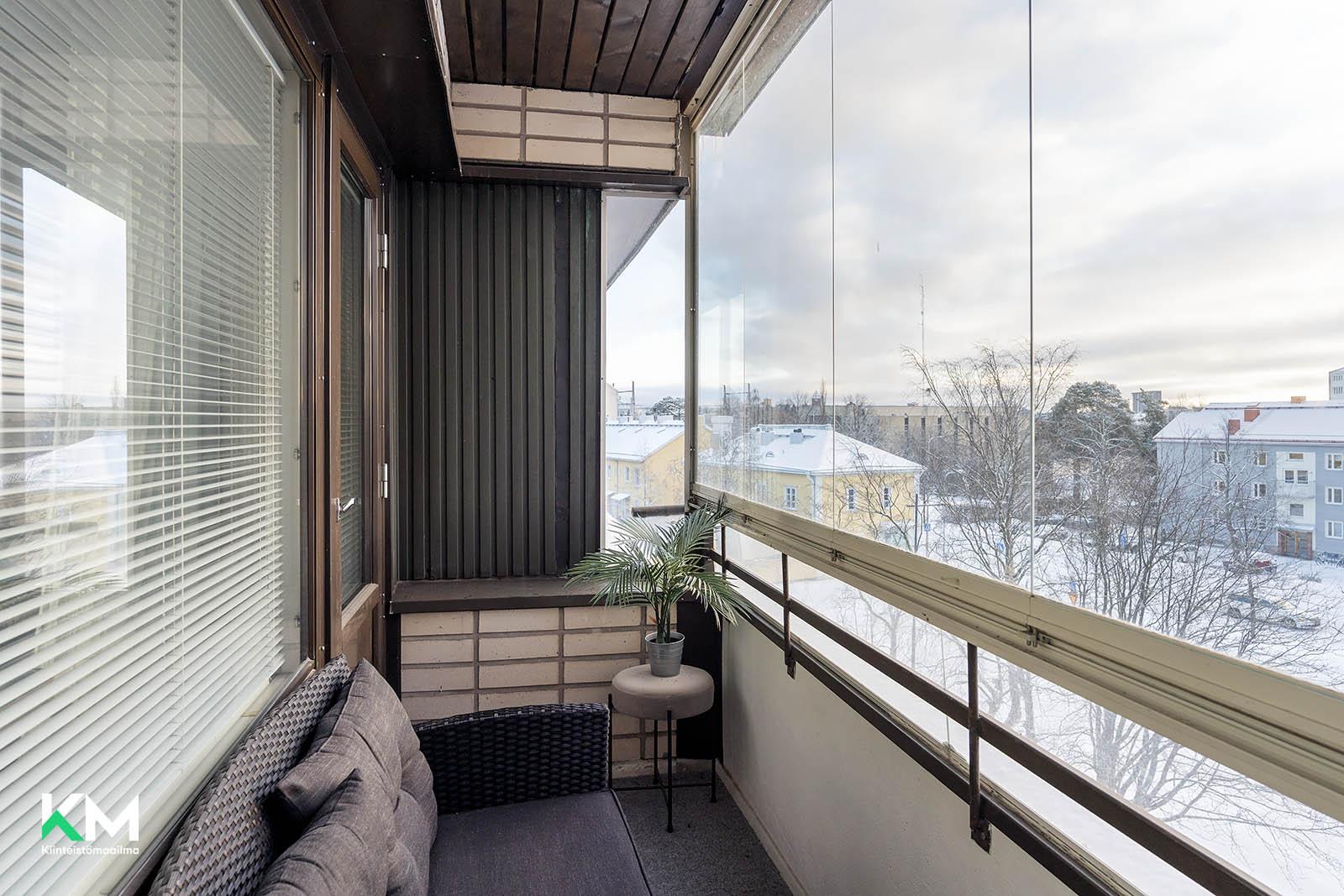 Merikoskenkatu 2, Tuira, Oulu