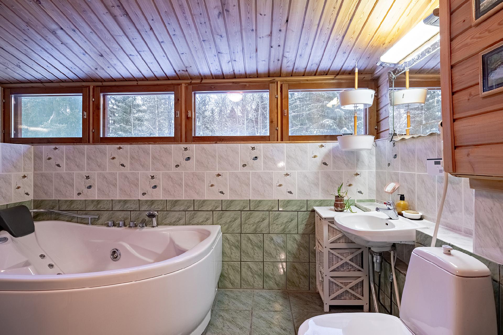 Pyhänsivuntie 27, Jurvakaisenmutka, Muhos