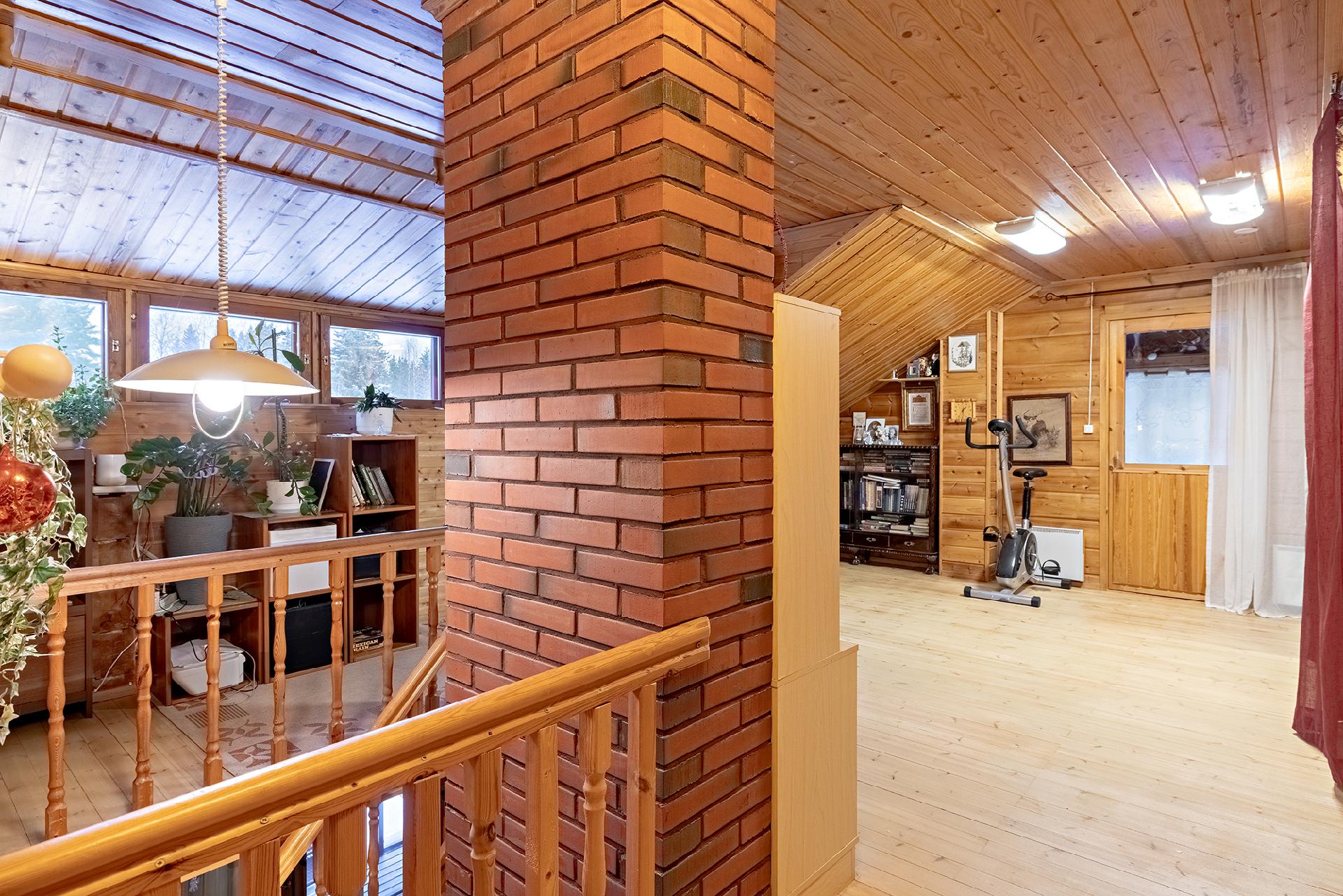 Pyhänsivuntie 27, Jurvakaisenmutka, Muhos