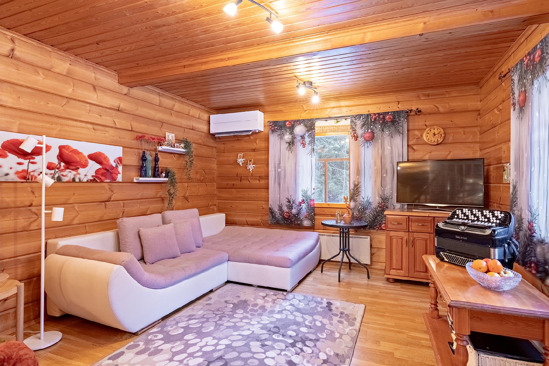 Pyhänsivuntie 27, Jurvakaisenmutka, Muhos