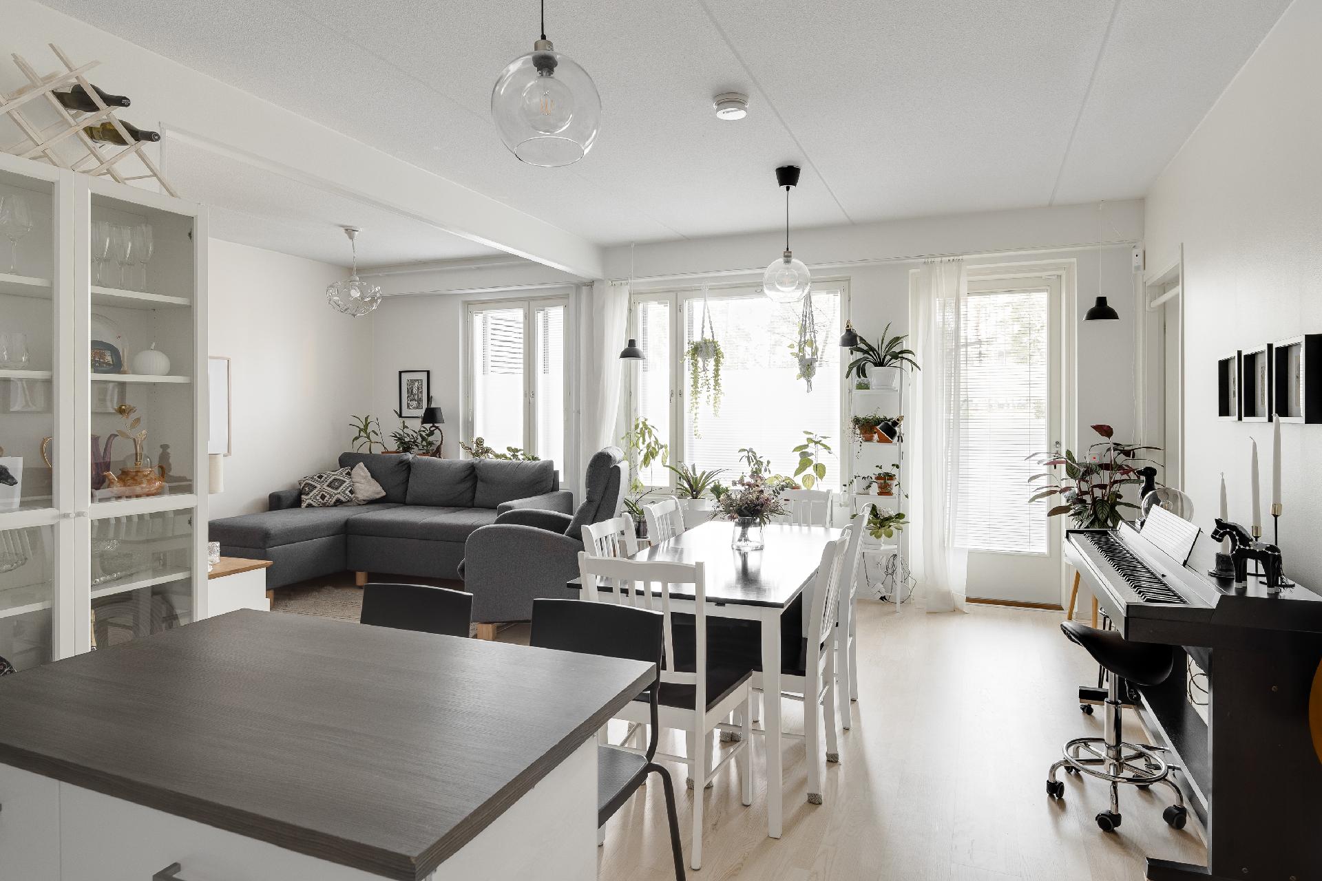 Leineläntie 4, Leinelä, Vantaa