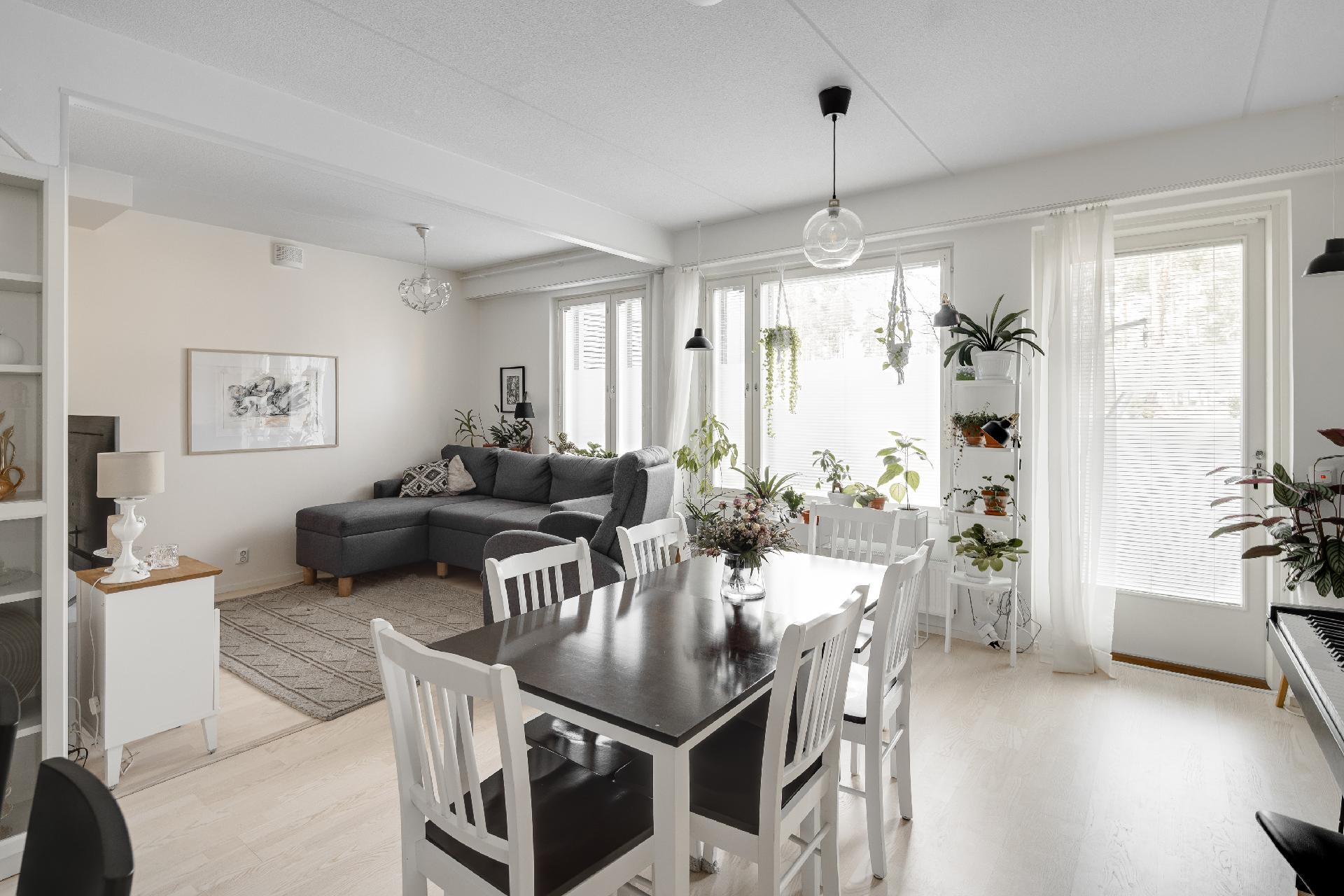 Leineläntie 4, Leinelä, Vantaa