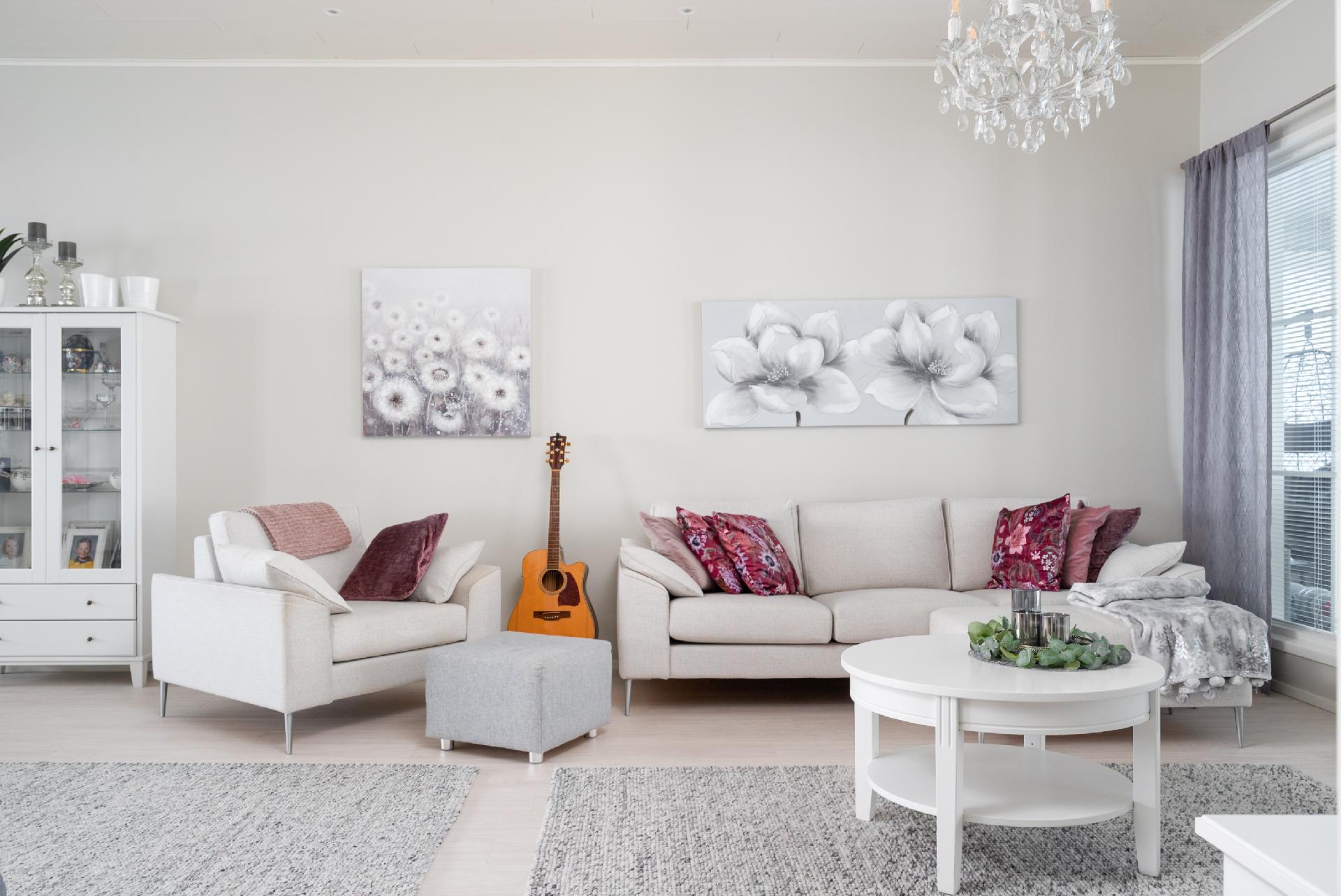 Uunikatu 12, Sääksvuori, Jyväskylä