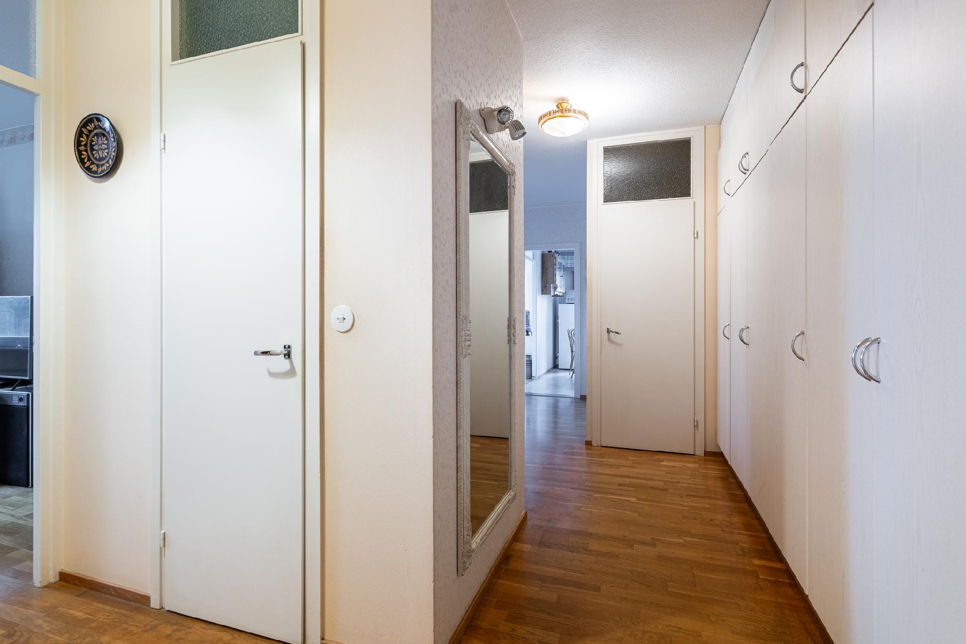 Vääränkoivuntie 2, Vääräkoivu, Valkeakoski