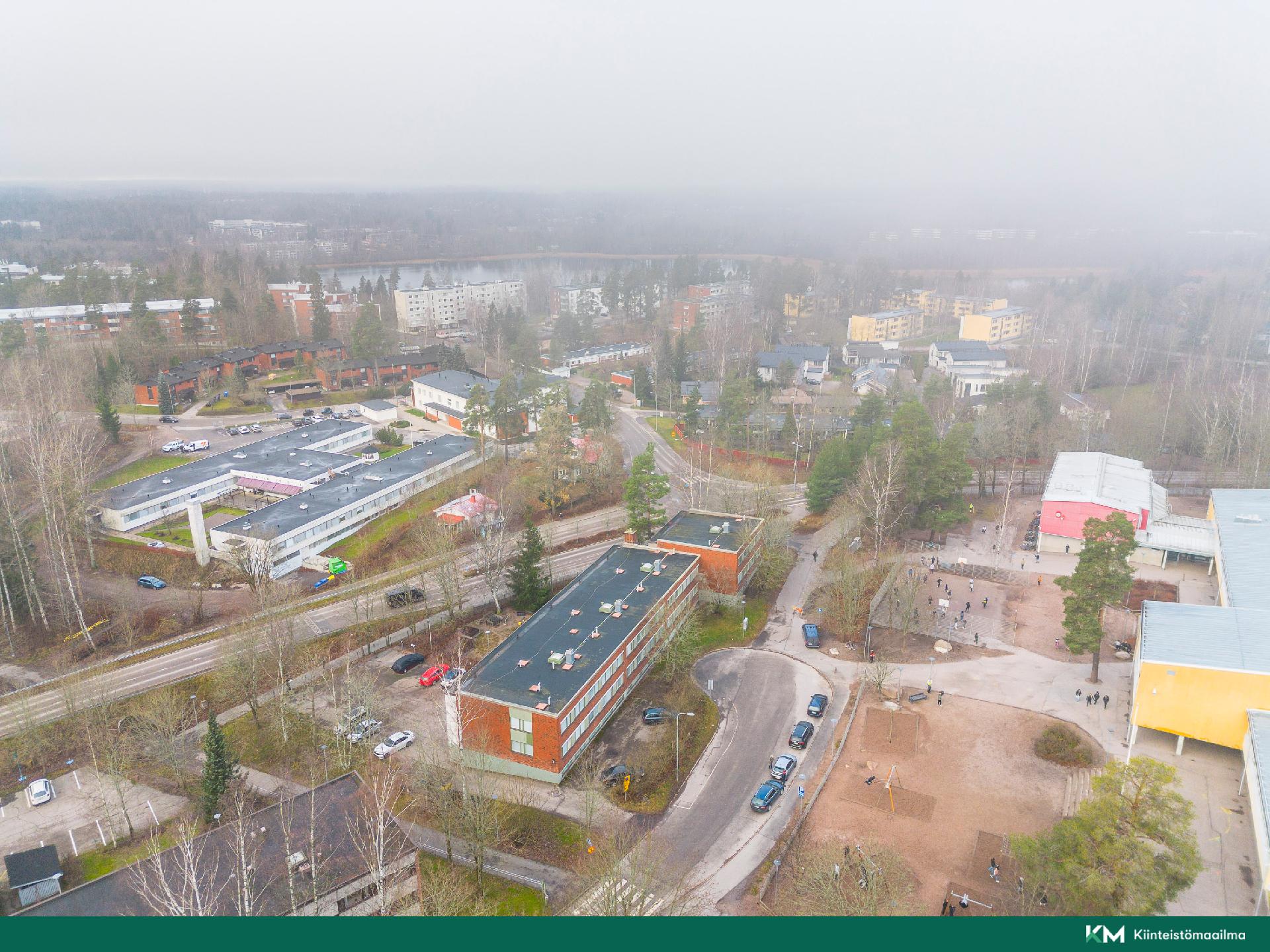 Kievarinraitti 4, Viherlaakso, Espoo