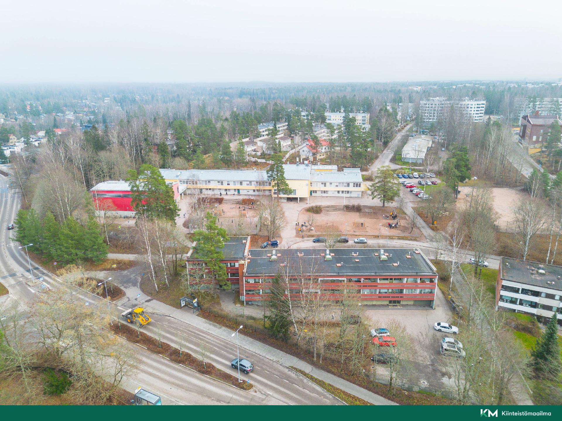 Kievarinraitti 4, Viherlaakso, Espoo