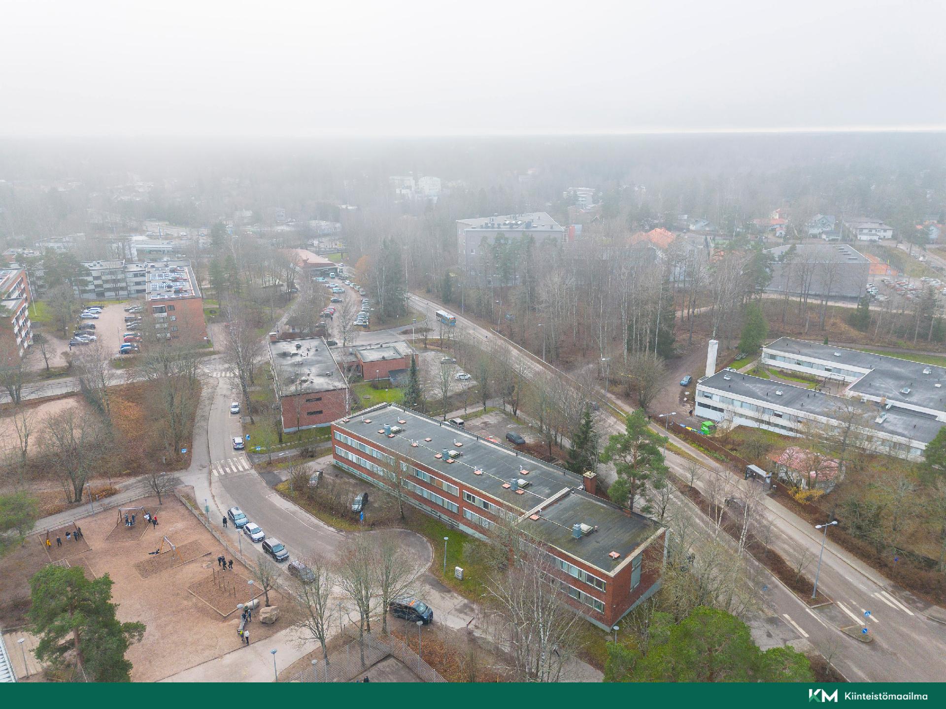 Kievarinraitti 4, Viherlaakso, Espoo