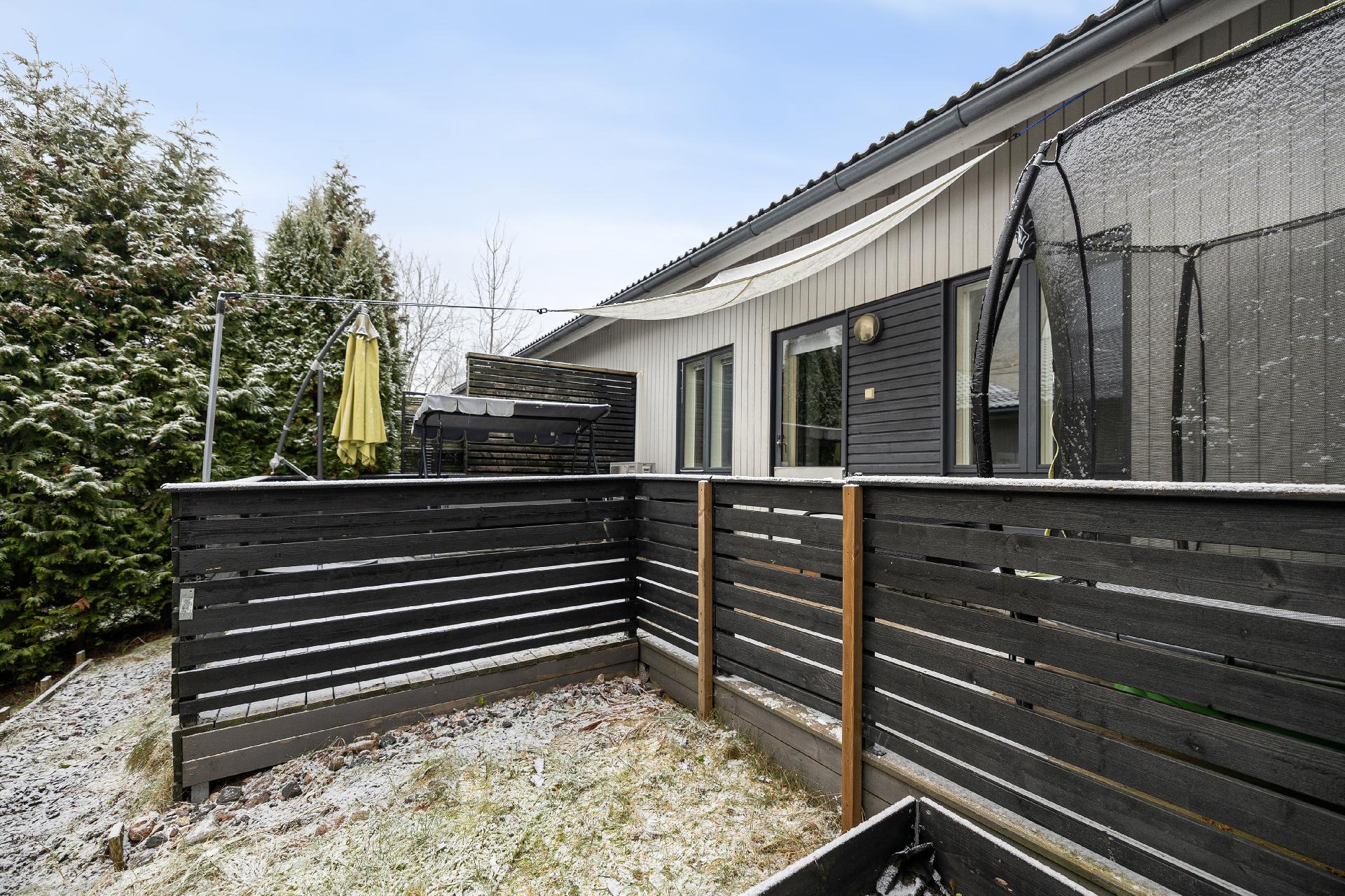 Lehmustontie 61, Vallinoja, Vantaa