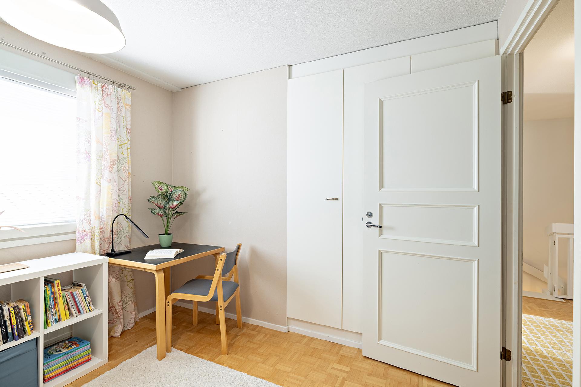 Kaitoväylä 27, Kaijonharju, Oulu