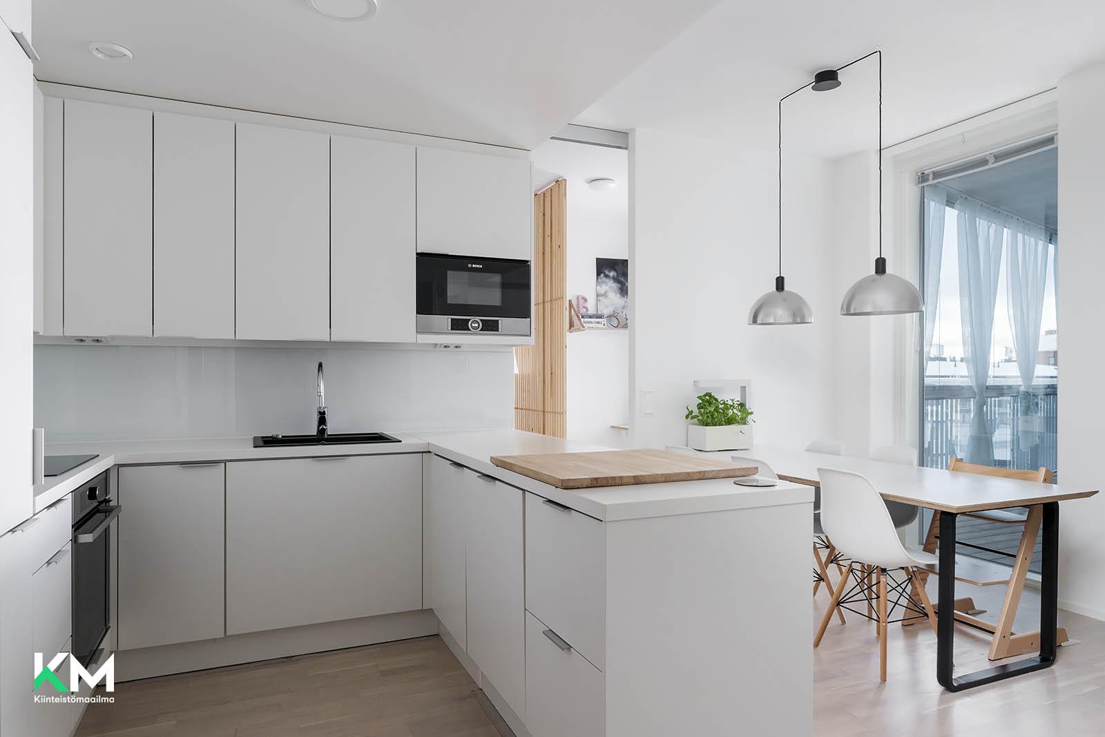 Isokatu 1, Keskusta, Oulu