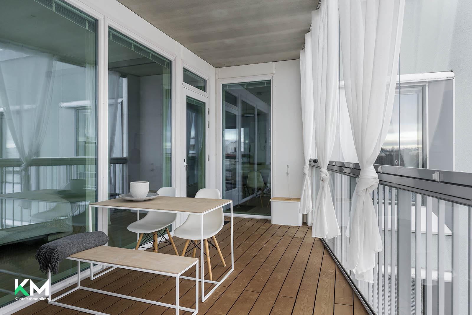 Isokatu 1, Keskusta, Oulu