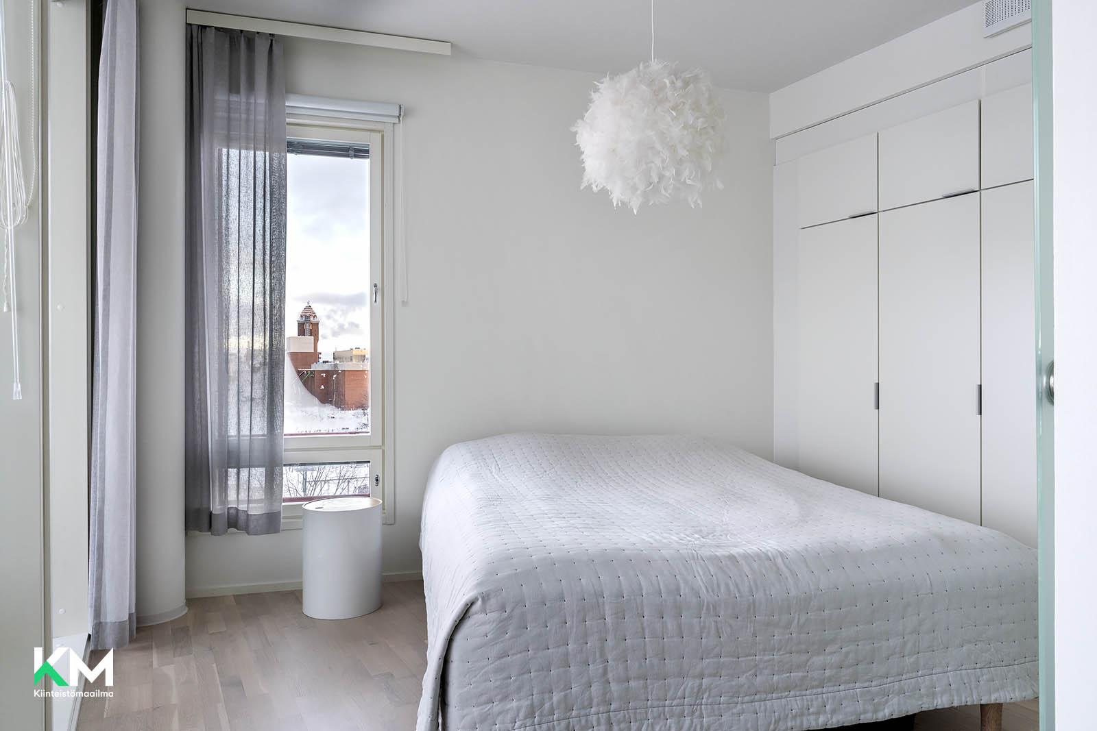 Isokatu 1, Keskusta, Oulu