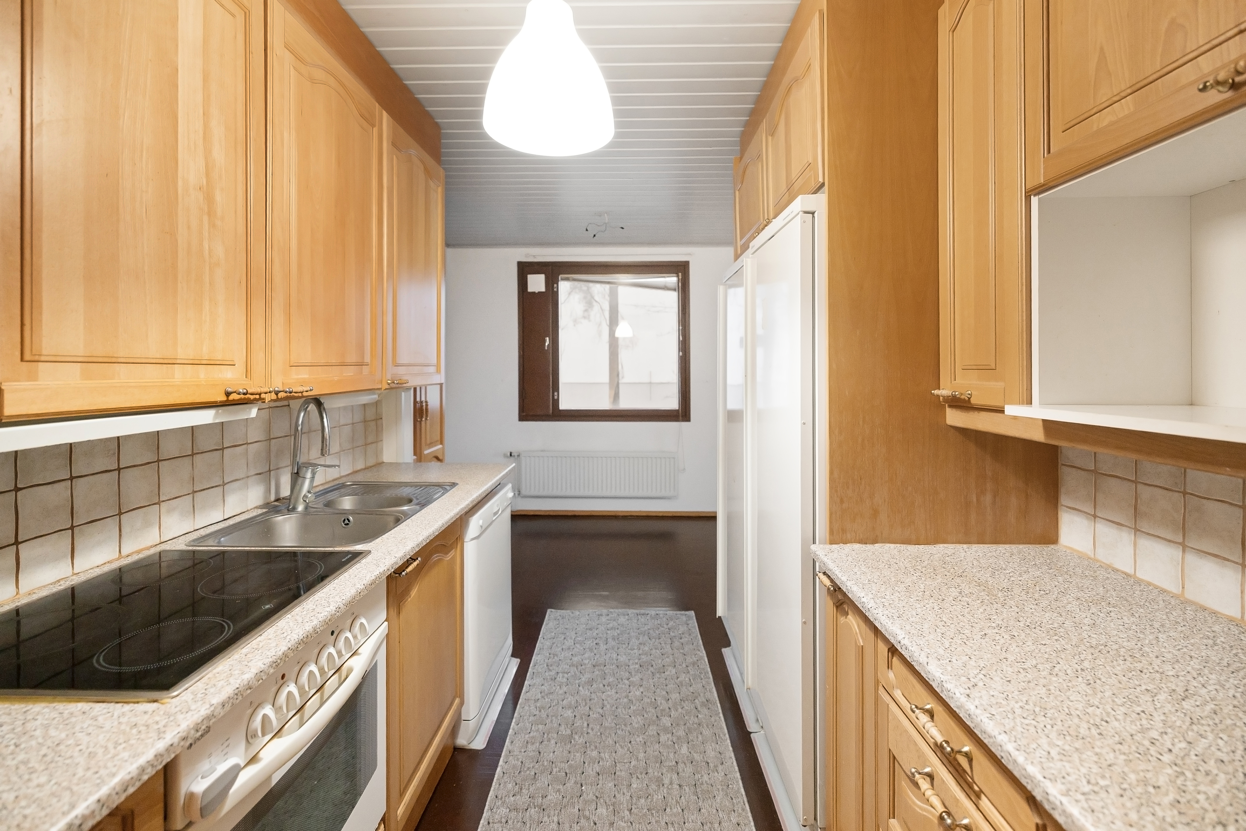 Tuusulantie 37, Untola, Kerava