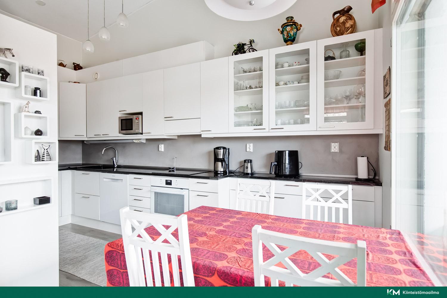 Isolammenkatu 13, Kaukajärvi, Tampere