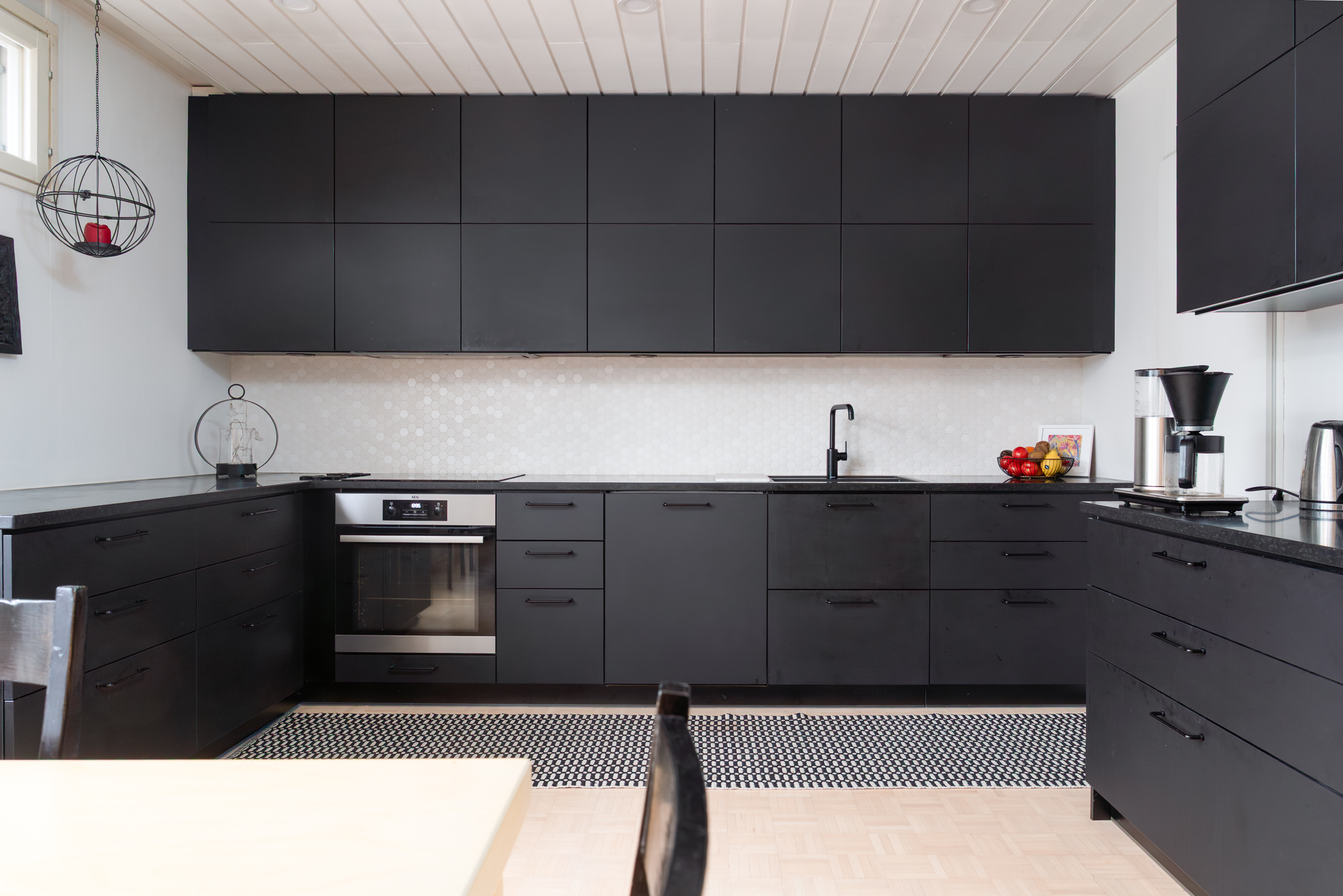 Tyylikkäät kaapistot keittiössä