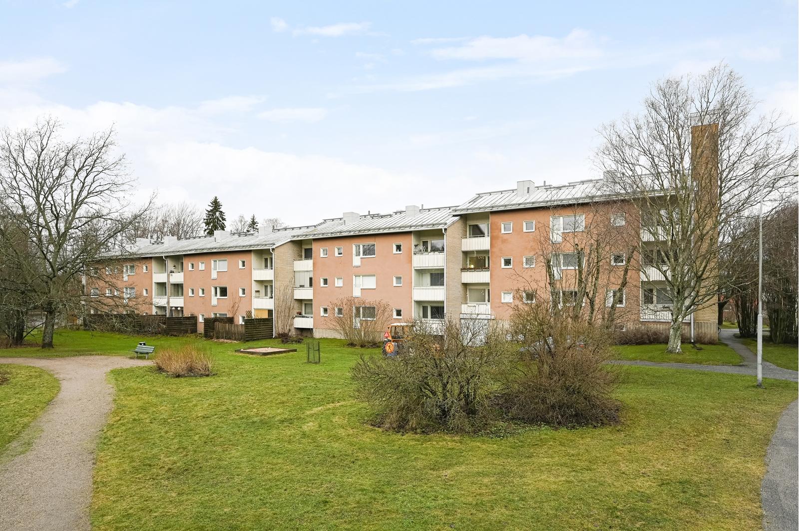 Ida Ekmanin tie 2, Pohjois-Haaga, Helsinki