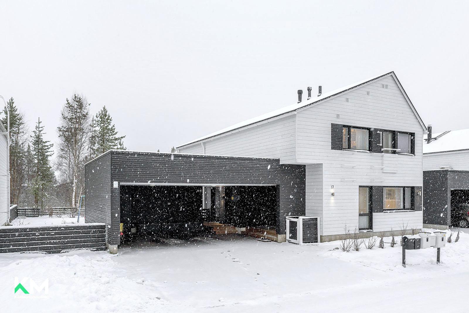 Palloilijantie 17, Kivikkokangas, Oulu