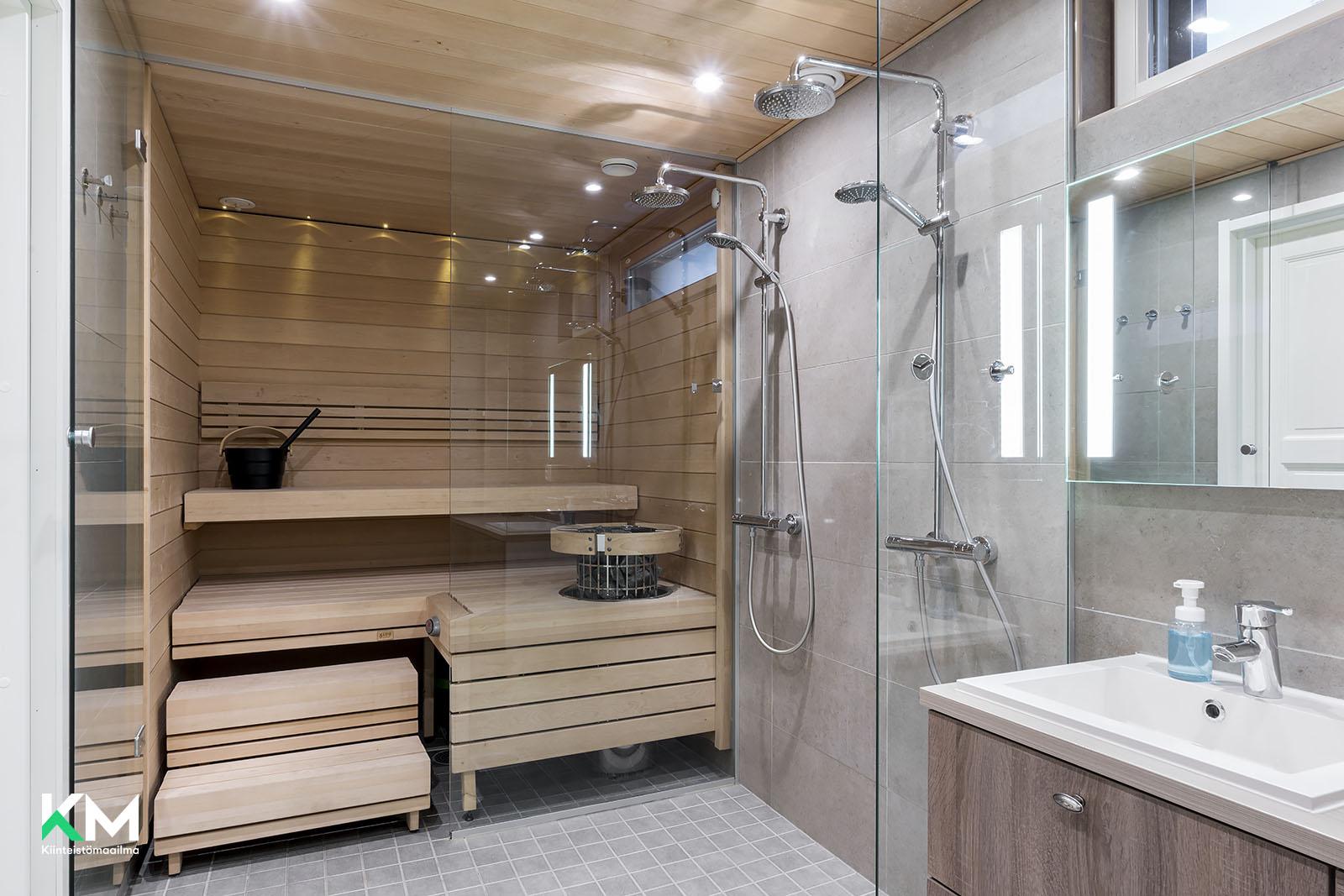 Palloilijantie 17, Kivikkokangas, Oulu