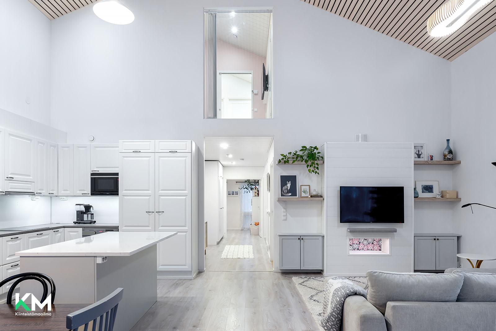 Palloilijantie 17, Kivikkokangas, Oulu