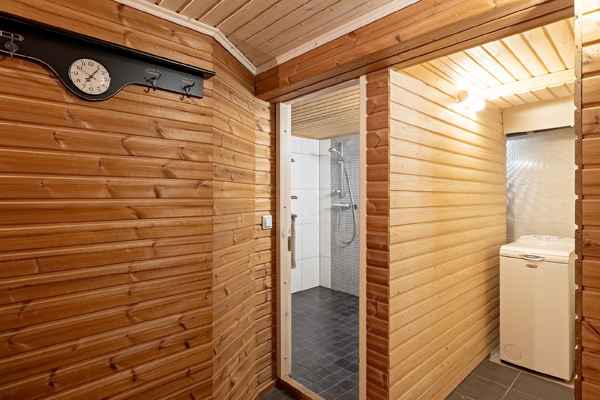 Hanhitie 4, Höyhtyä, Oulu