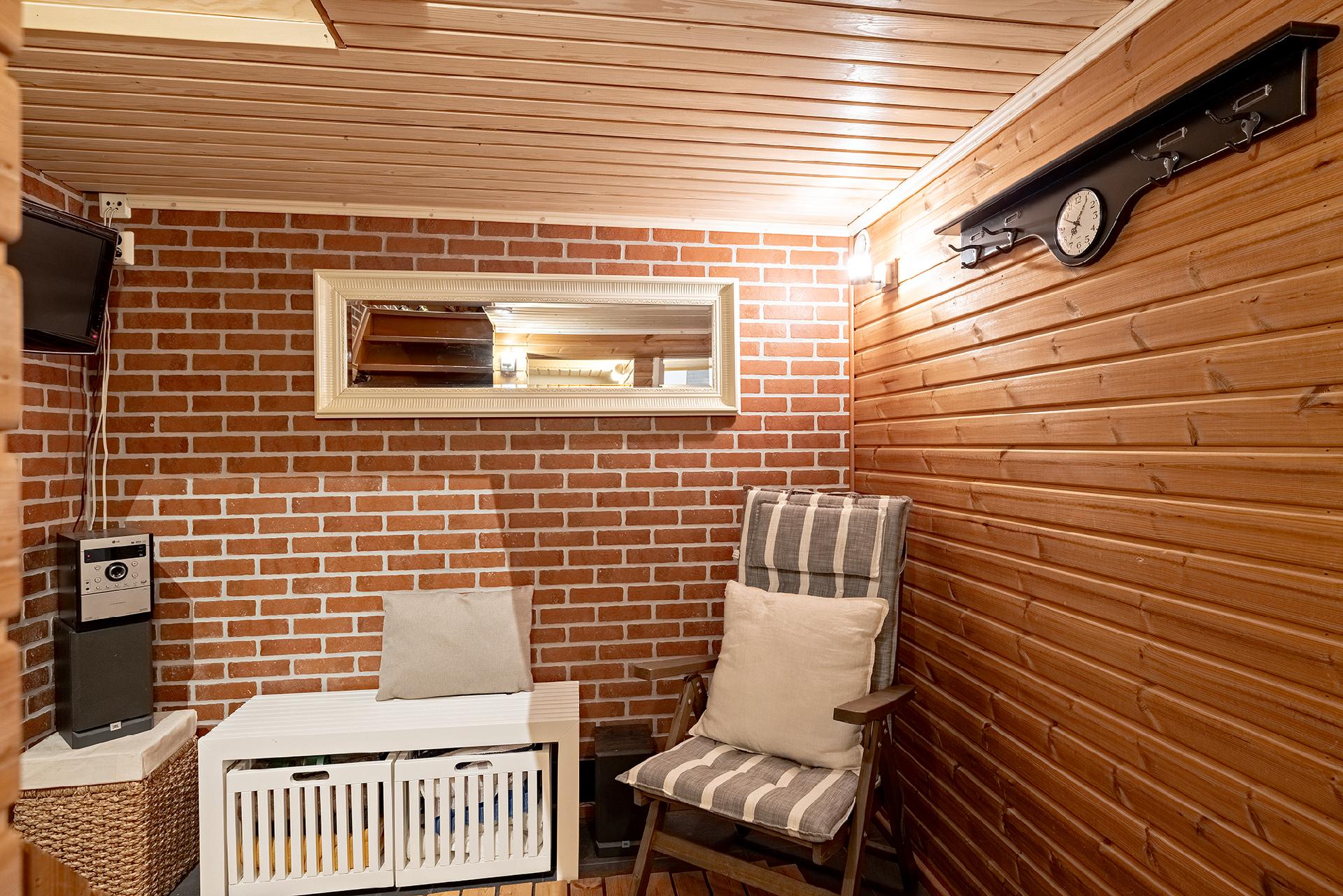 Kellarin oleskeluaula