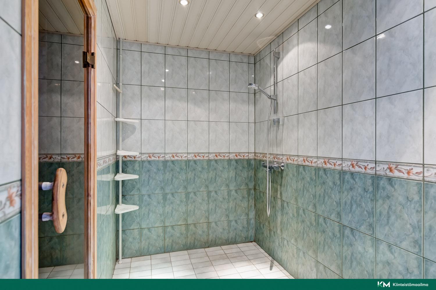 Välttikatu 13, Ikuri, Tampere