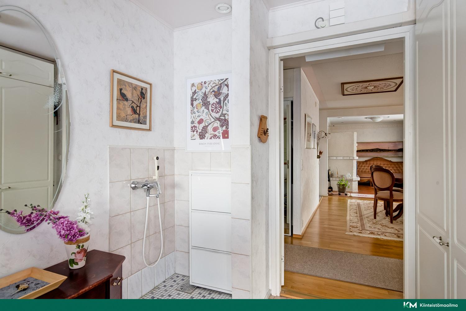 Välttikatu 13, Ikuri, Tampere