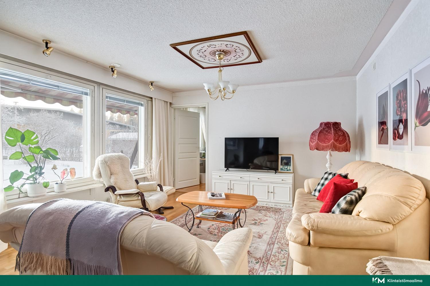 Välttikatu 13, Ikuri, Tampere