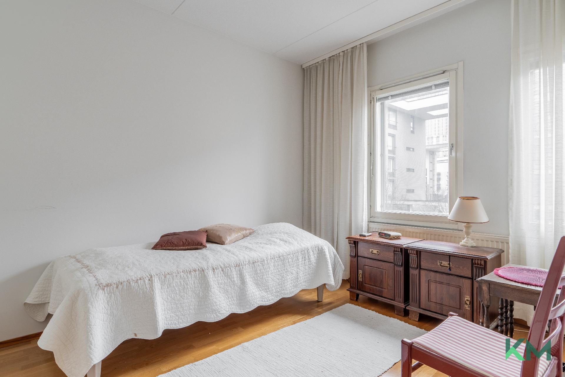 Leikosaarentie 27, Aurinkolahti, Helsinki