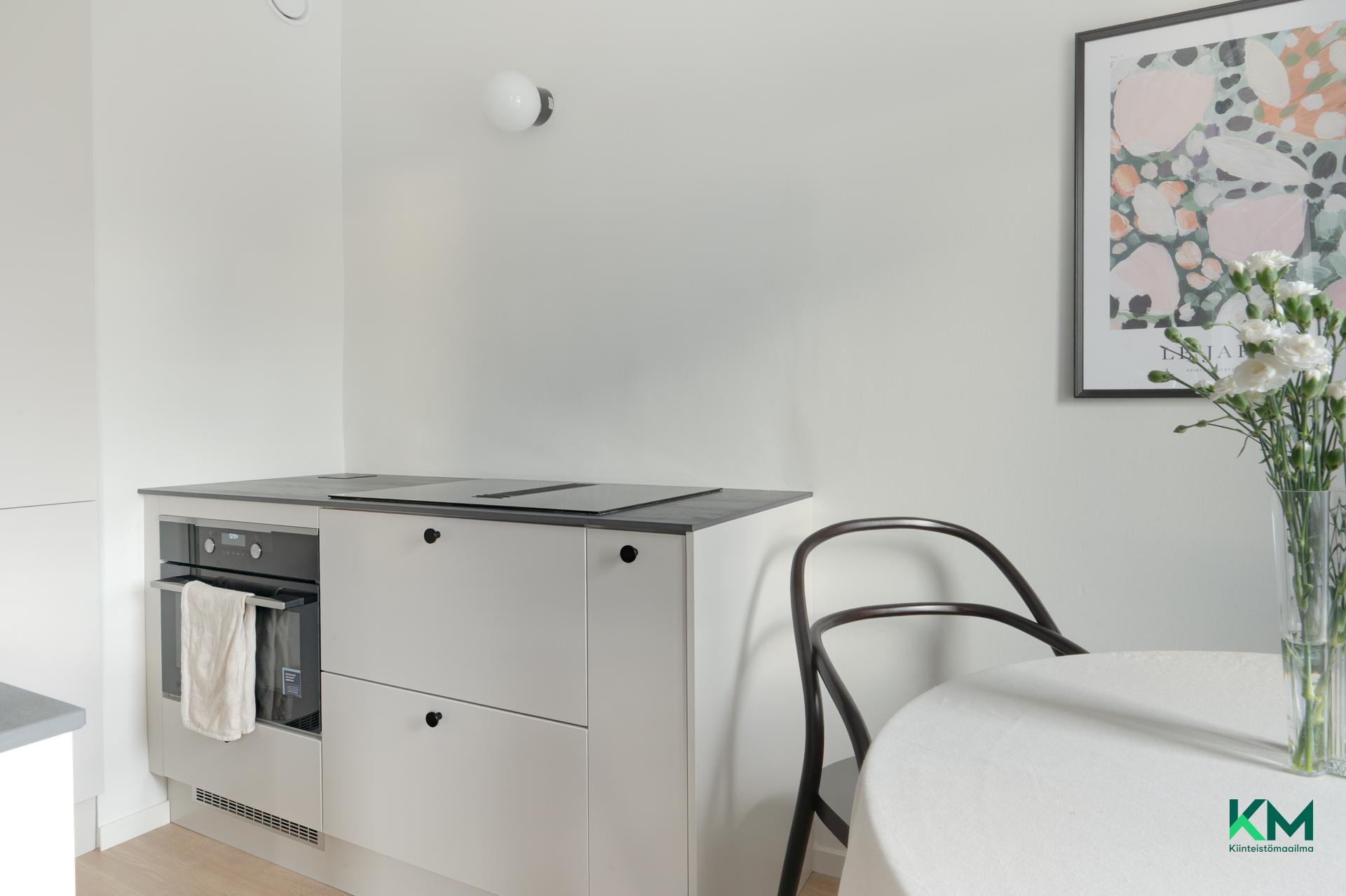 Porintie 5, Munkkivuori, Helsinki