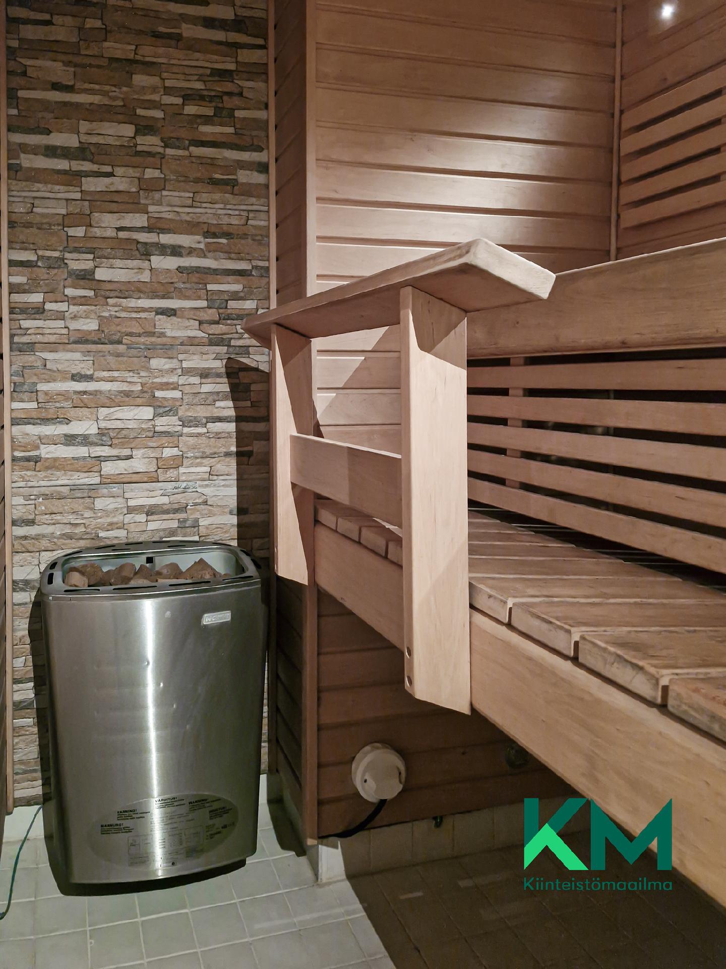 Huutokallionkatu 15, Keskusta, Savonlinna