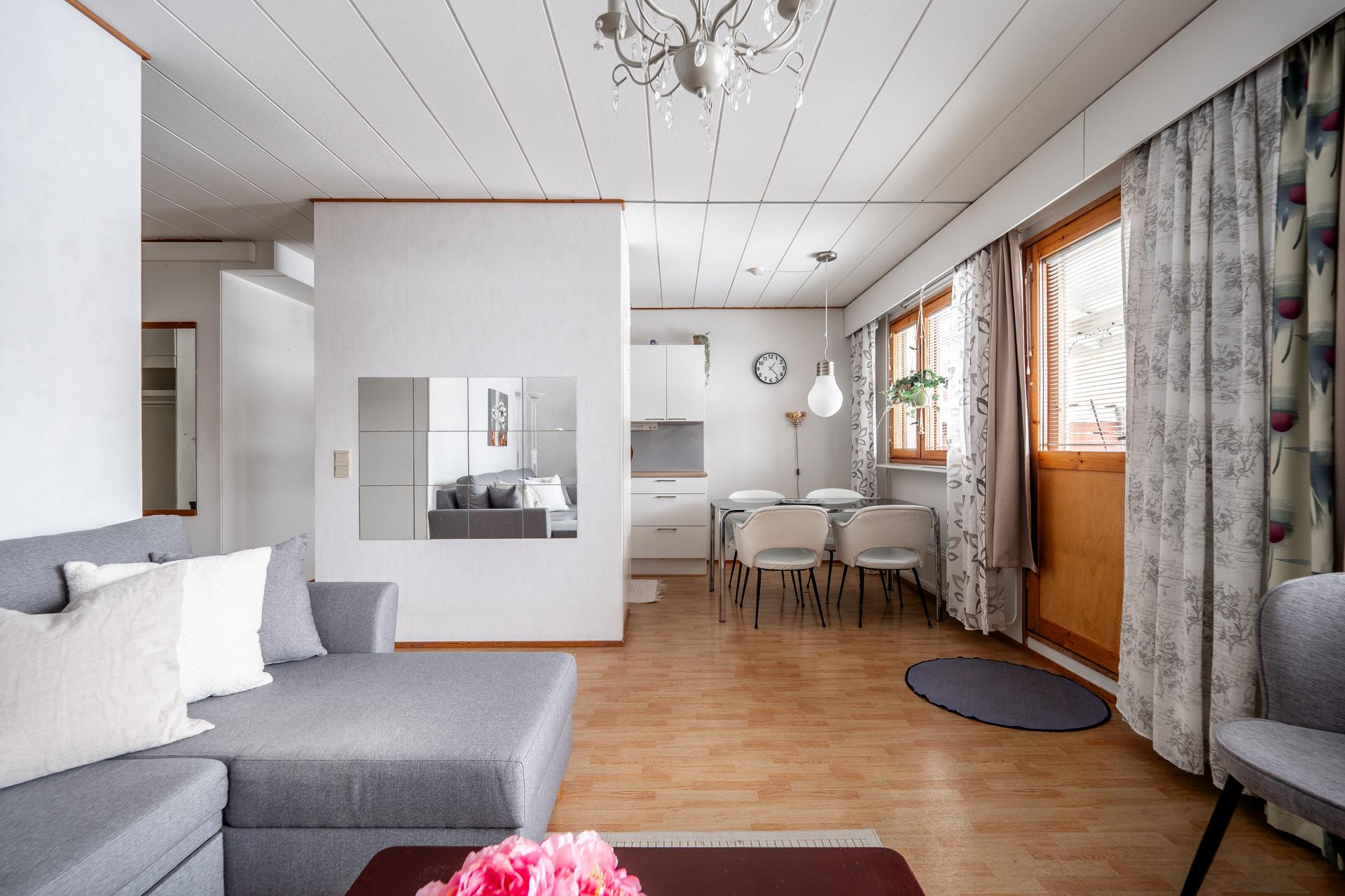 Kvartsitie 4, Knuutilankangas, Oulu