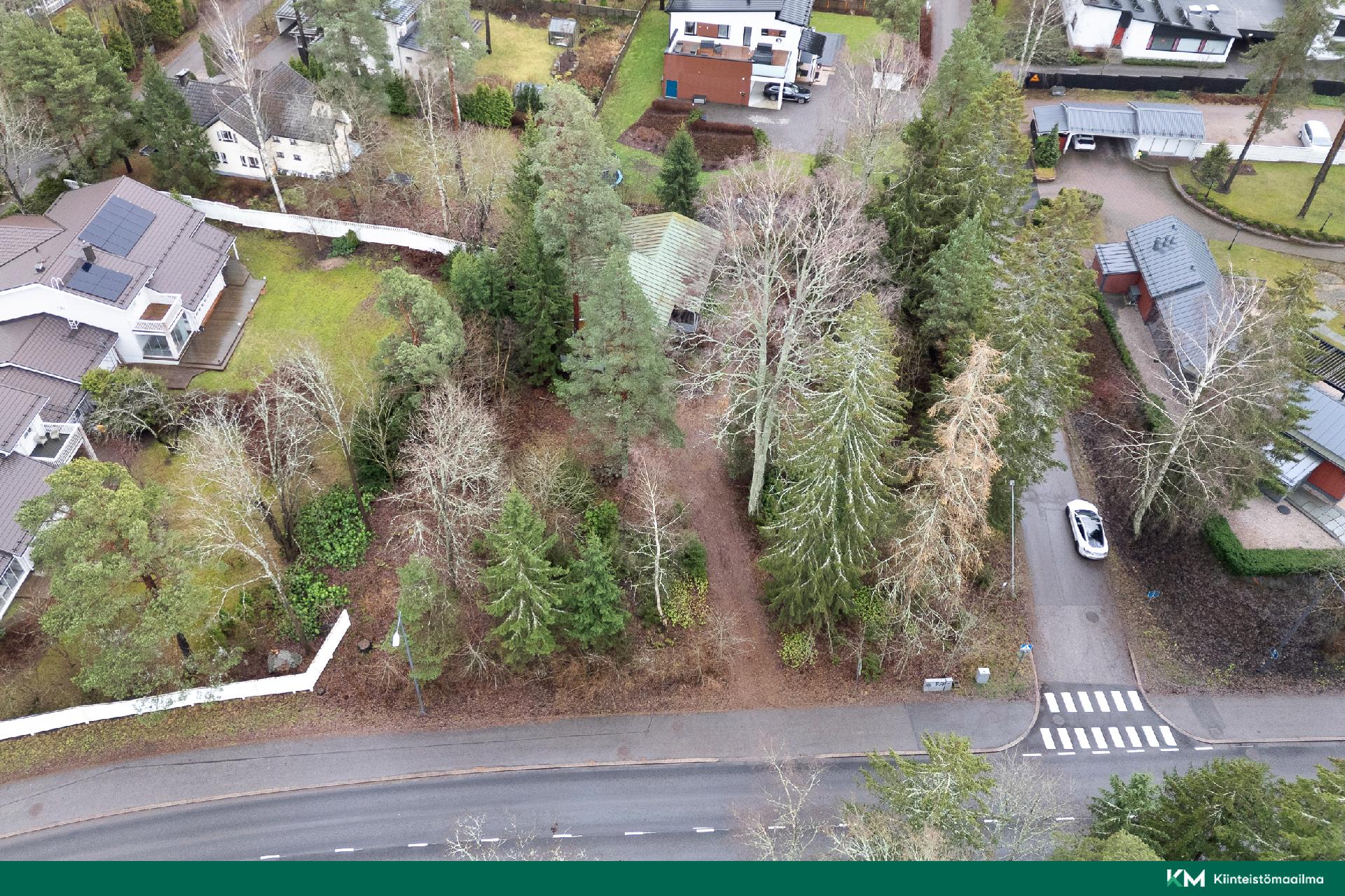 Helsingintie 17, Kauniainen