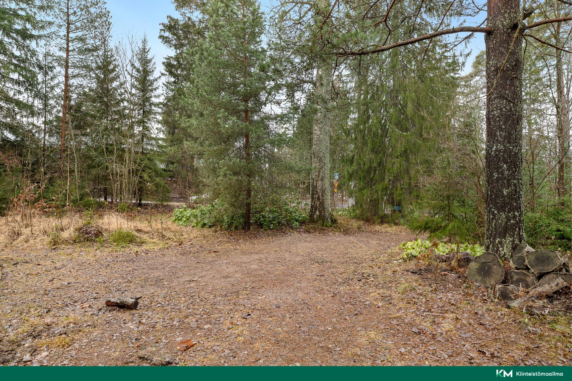 Helsingintie 17, Kauniainen