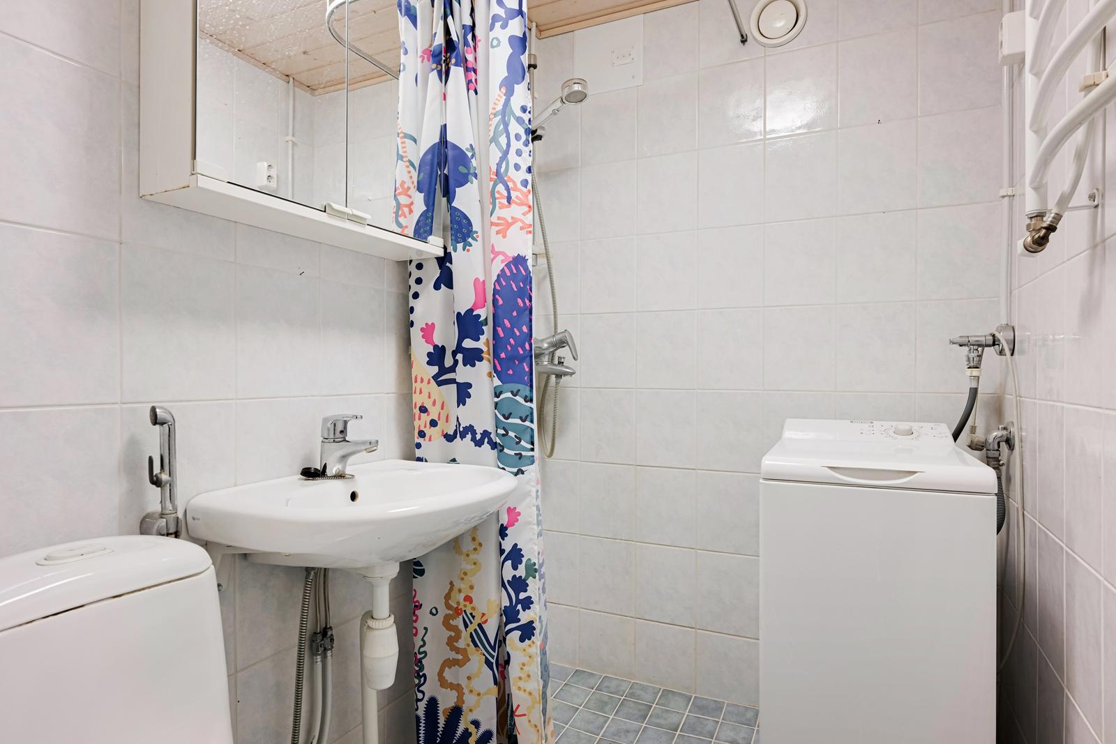 Porvoonkatu 1, Alppiharju, Helsinki