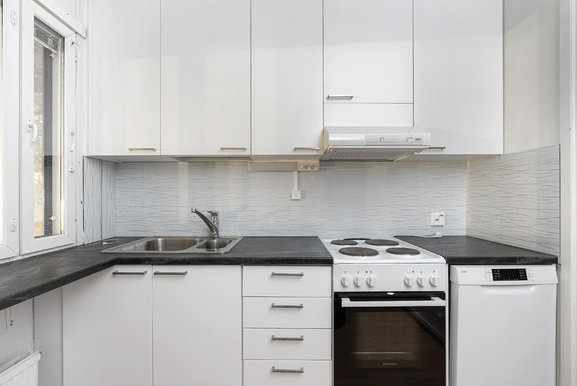 Oikokuja 2-4, Keskusta, Järvenpää