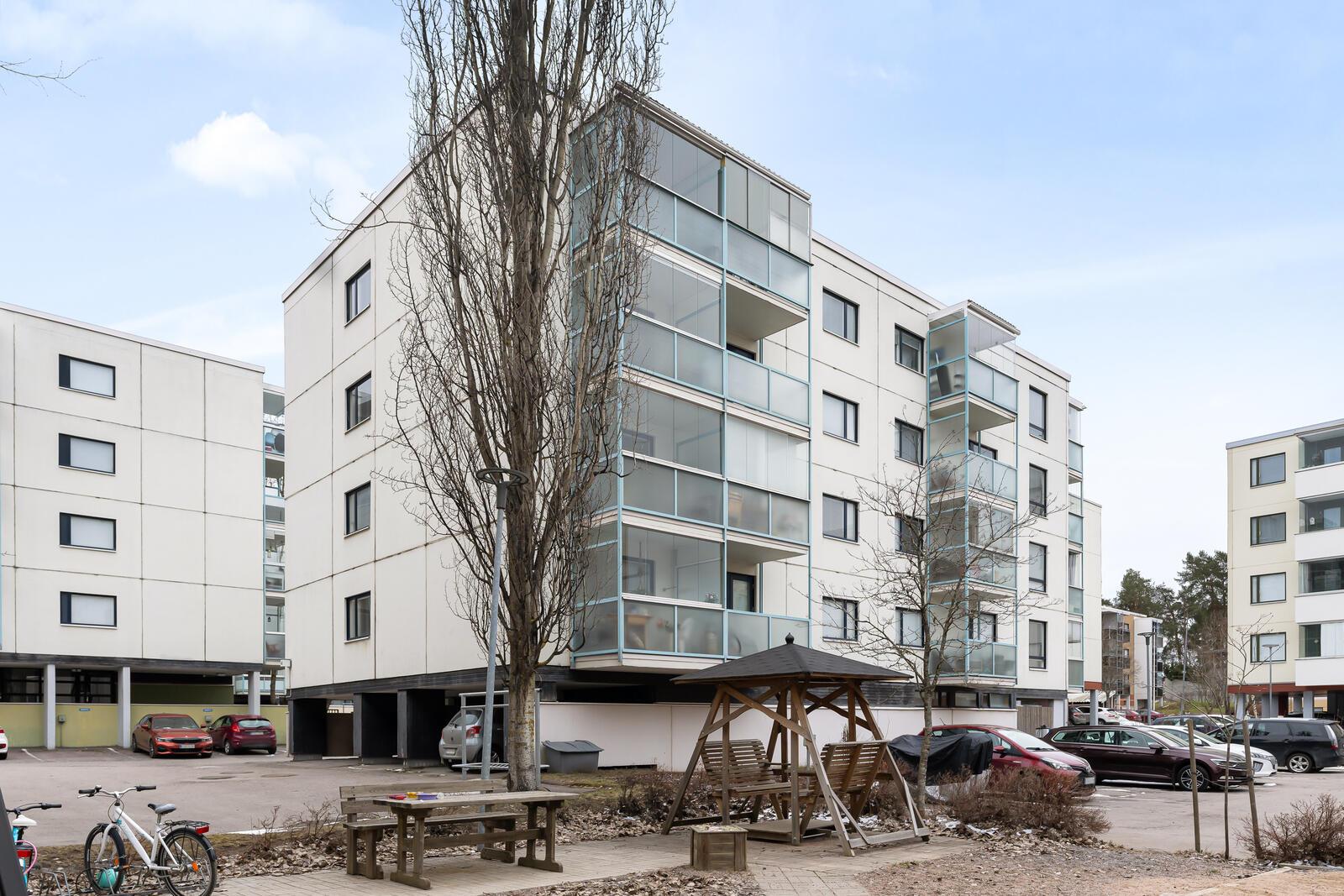 Oikokuja 2-4, Keskusta, Järvenpää