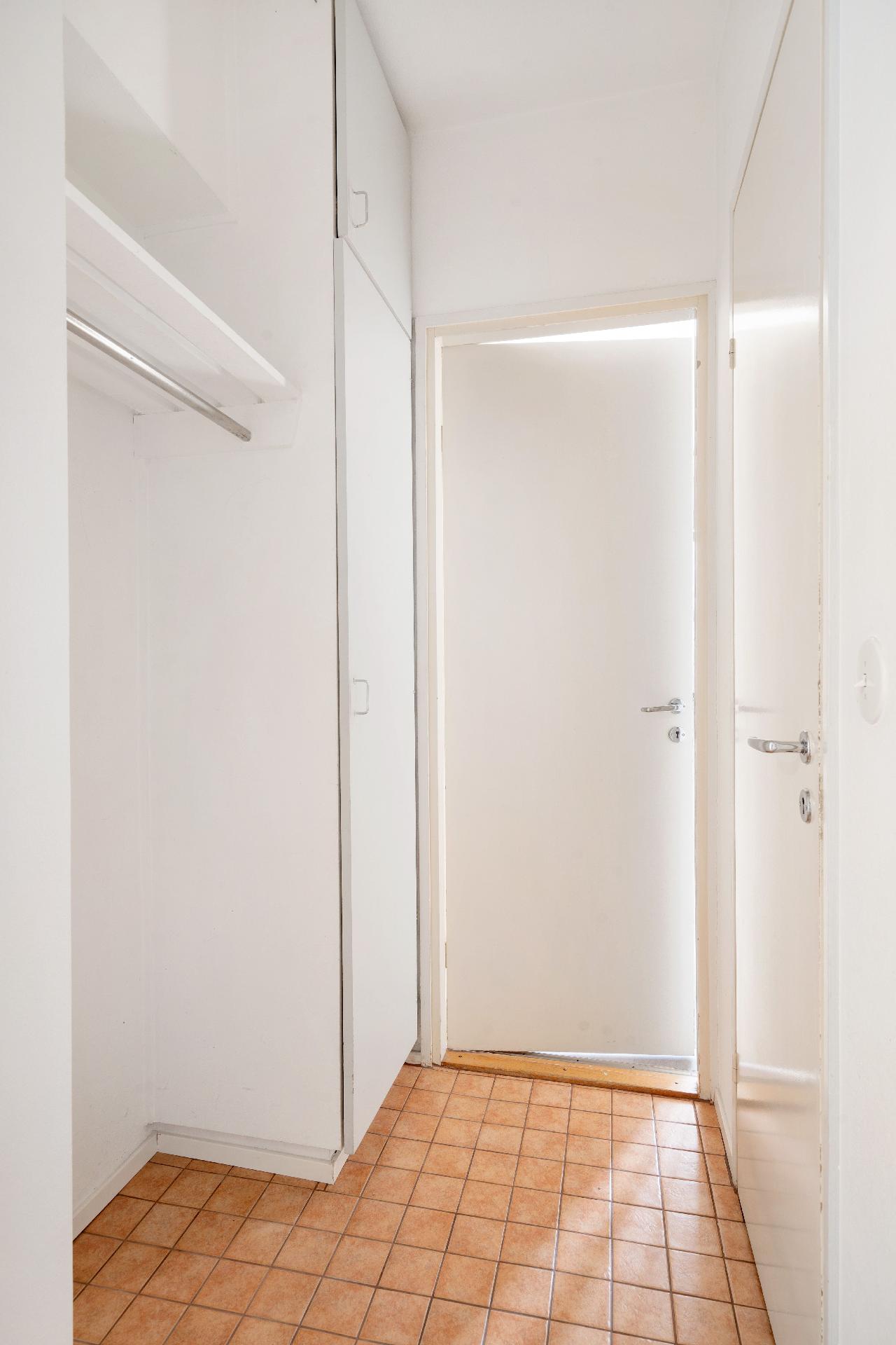 Kolsarintie 6, Konala, Helsinki