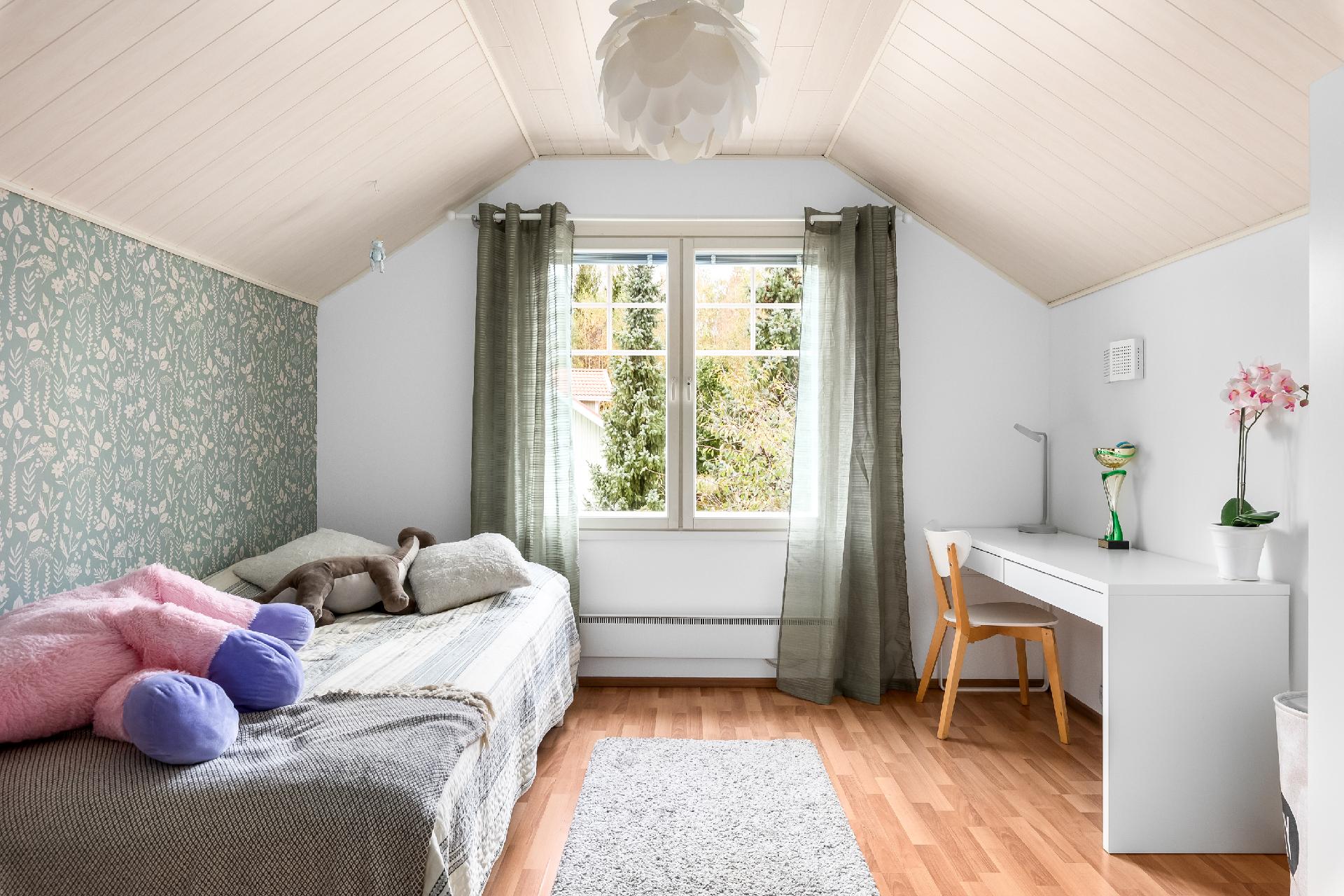 Peltorinne 5, Siuntio