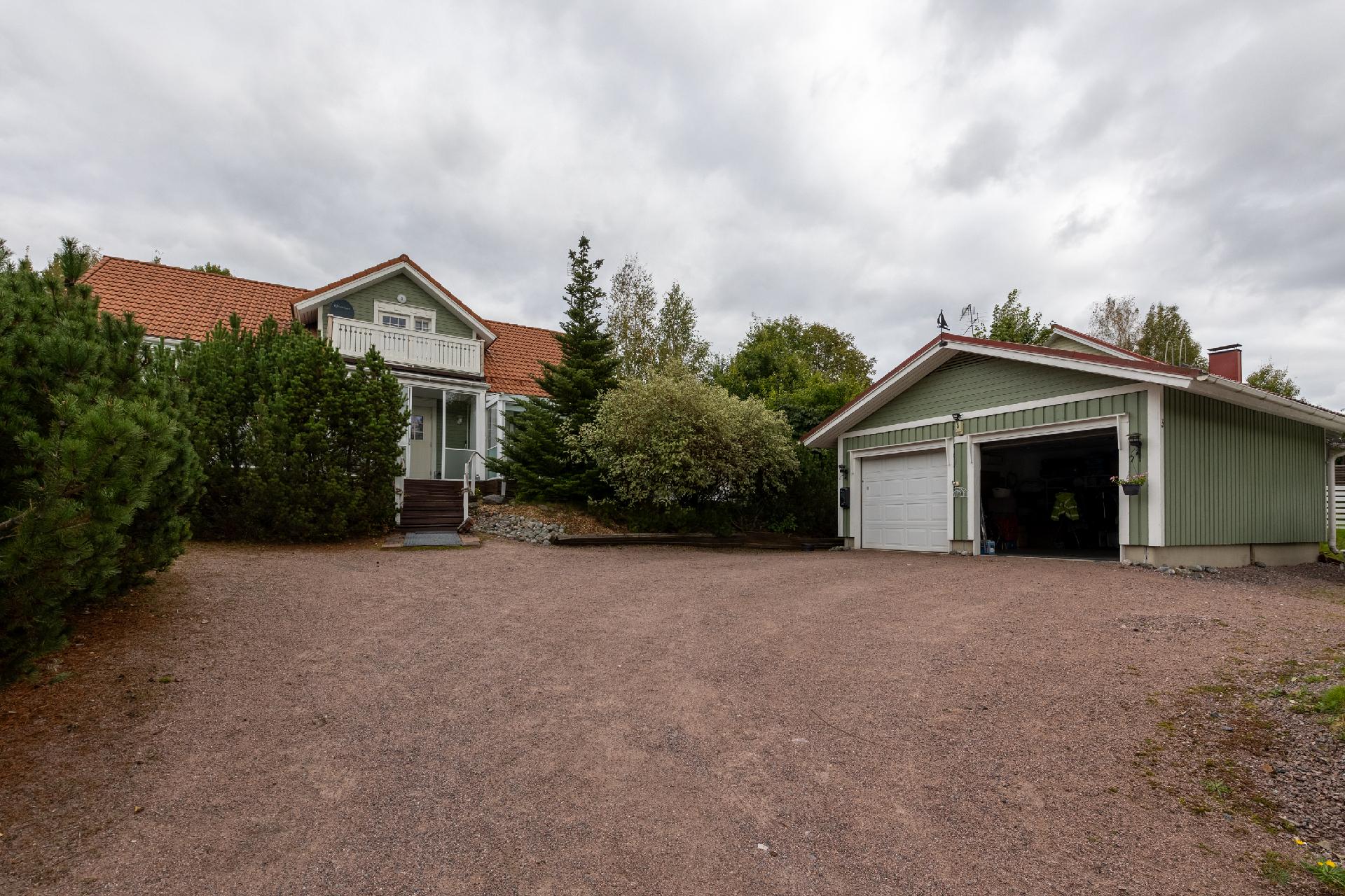 Peltorinne 5, Siuntio