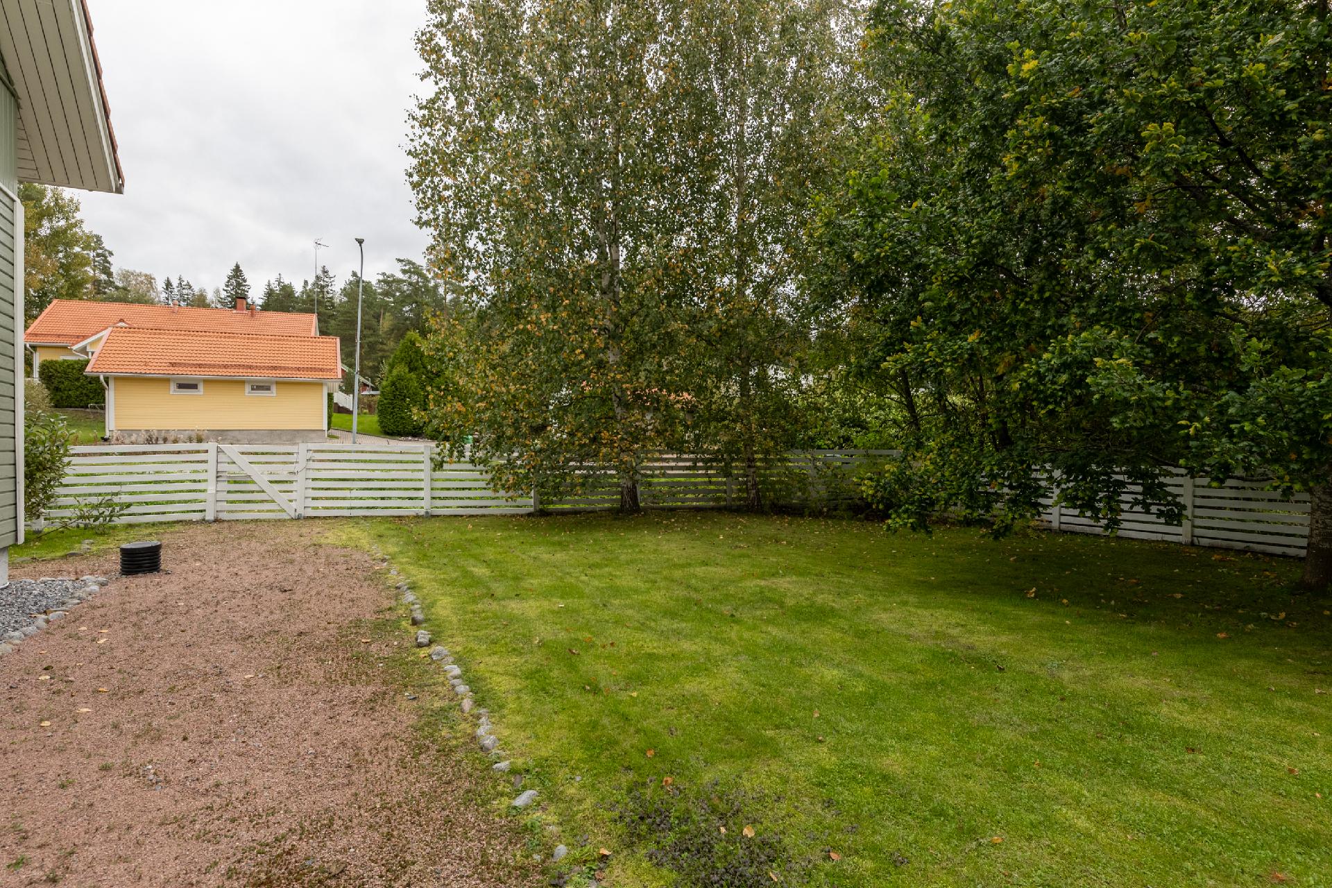 Peltorinne 5, Siuntio