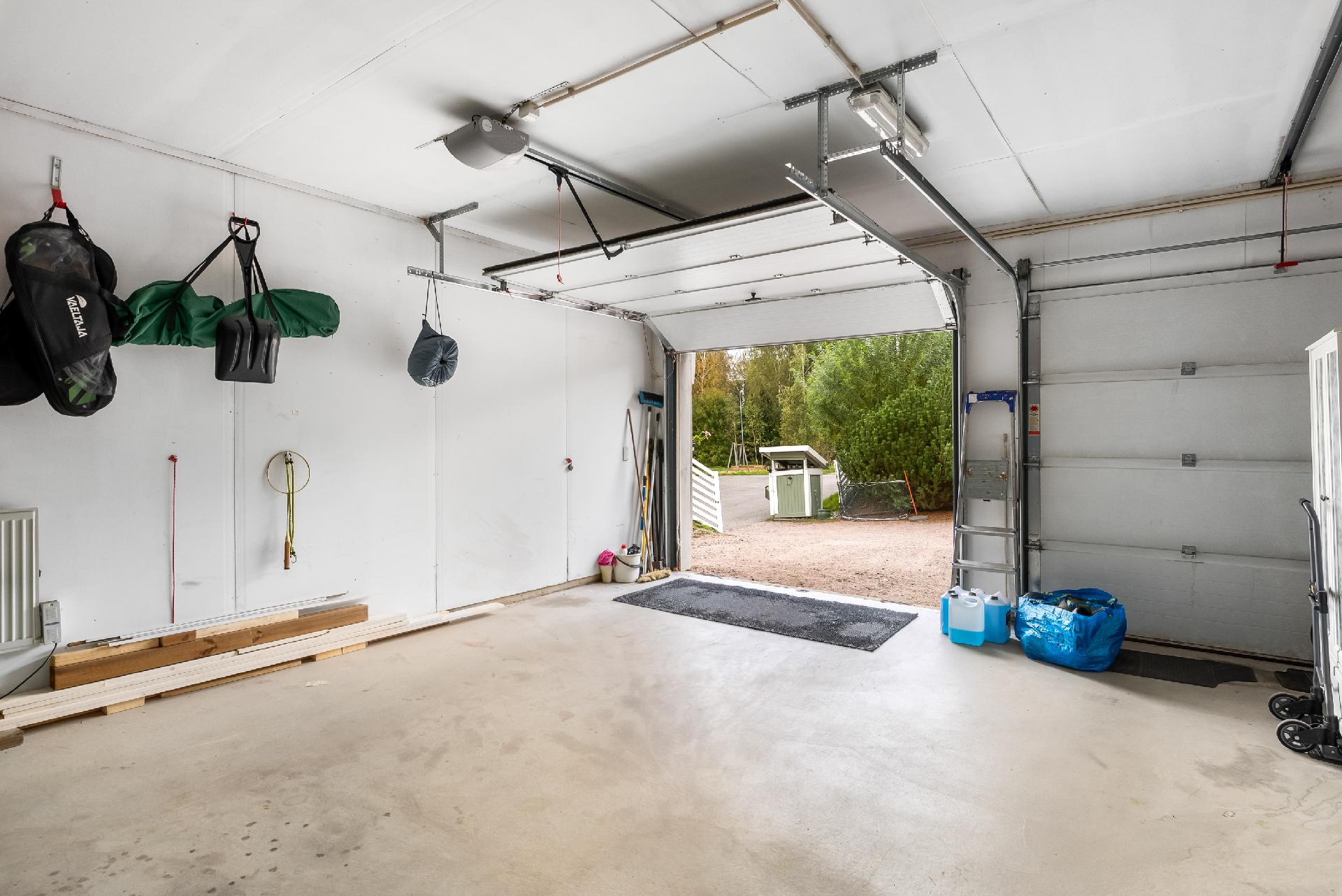 Peltorinne 5, Siuntio