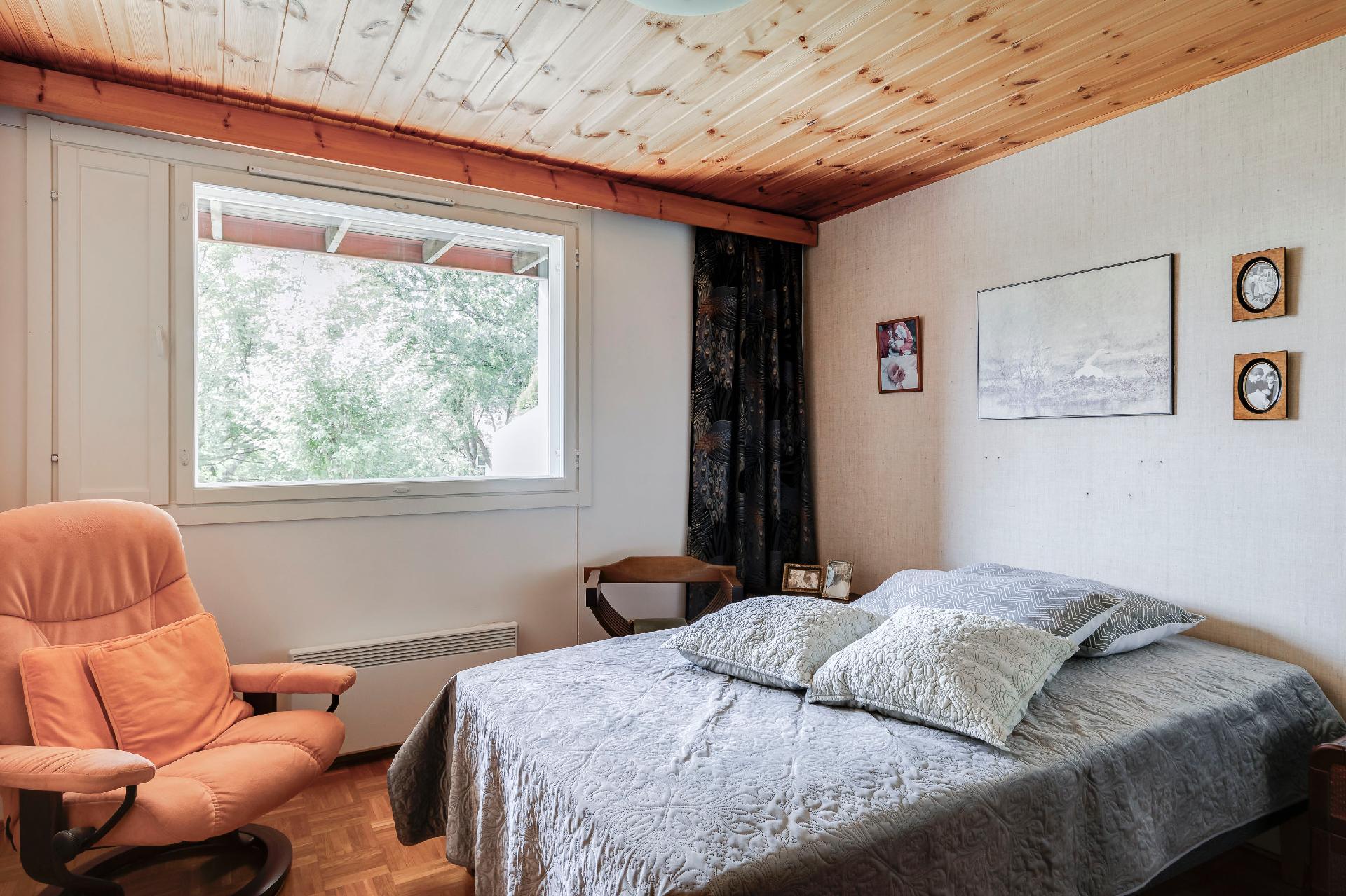 Rasinkuja 5, Tapaninkylä, Helsinki