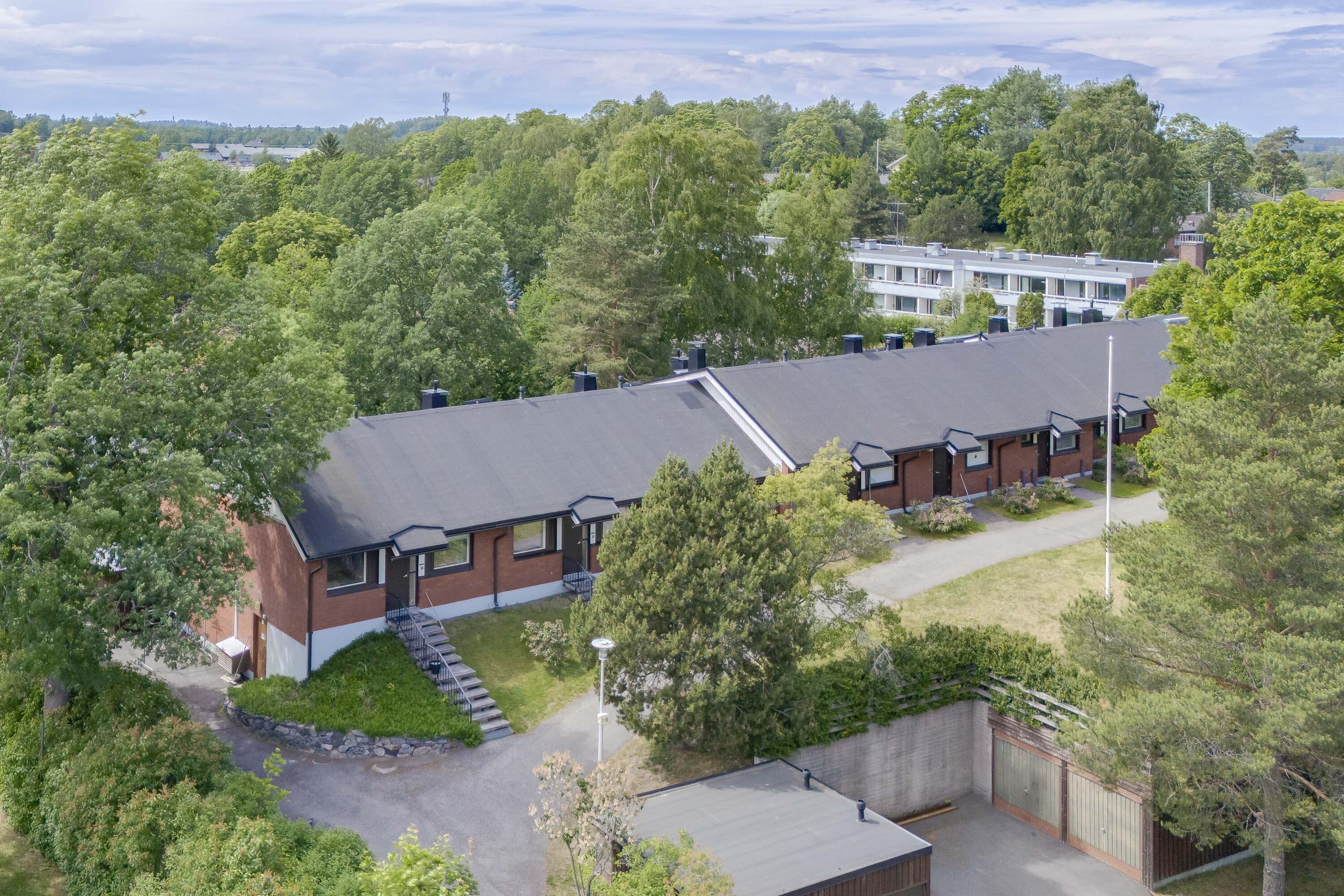 Rasinkuja 5, Tapaninkylä, Helsinki