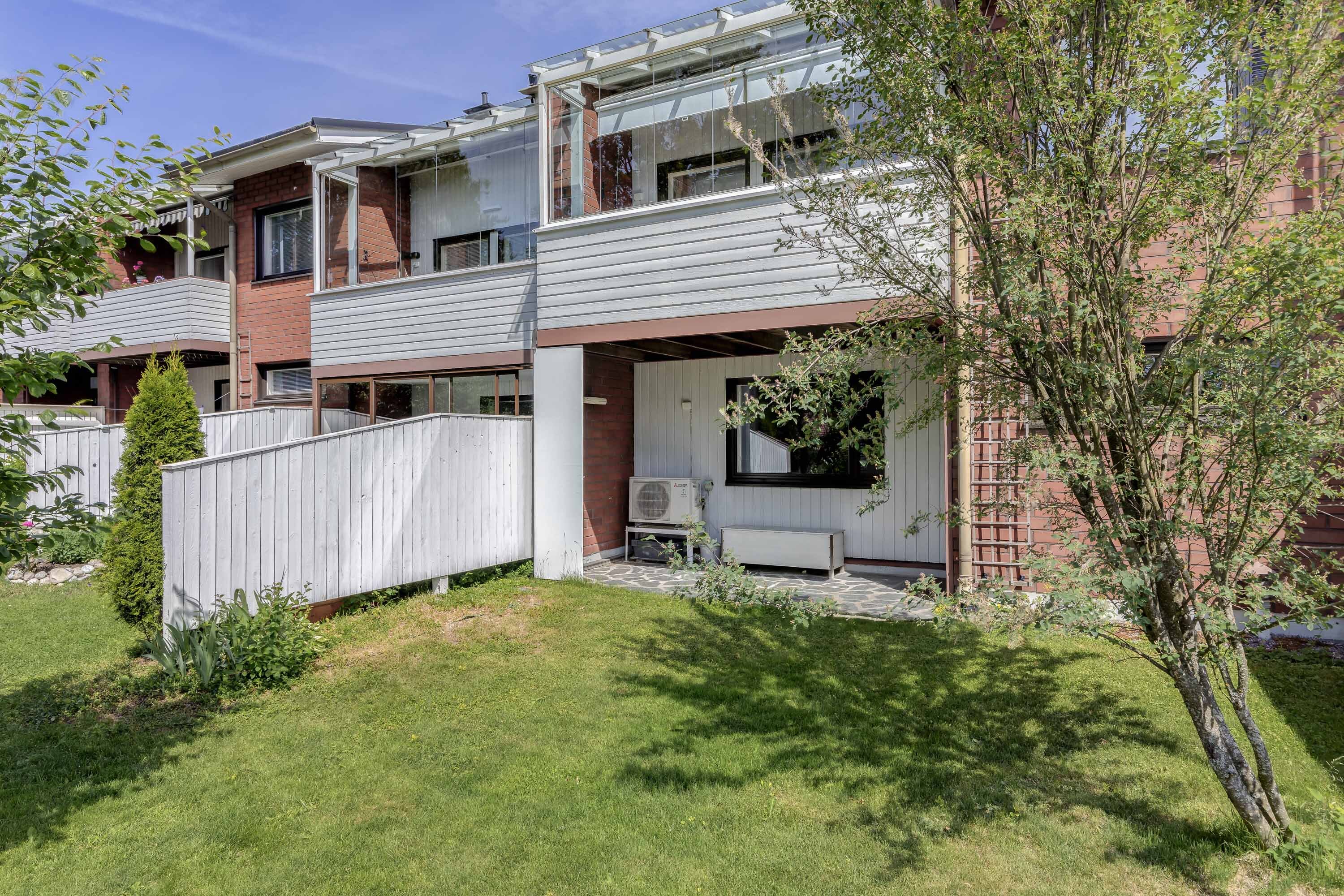 Rasinkuja 5, Tapaninkylä, Helsinki