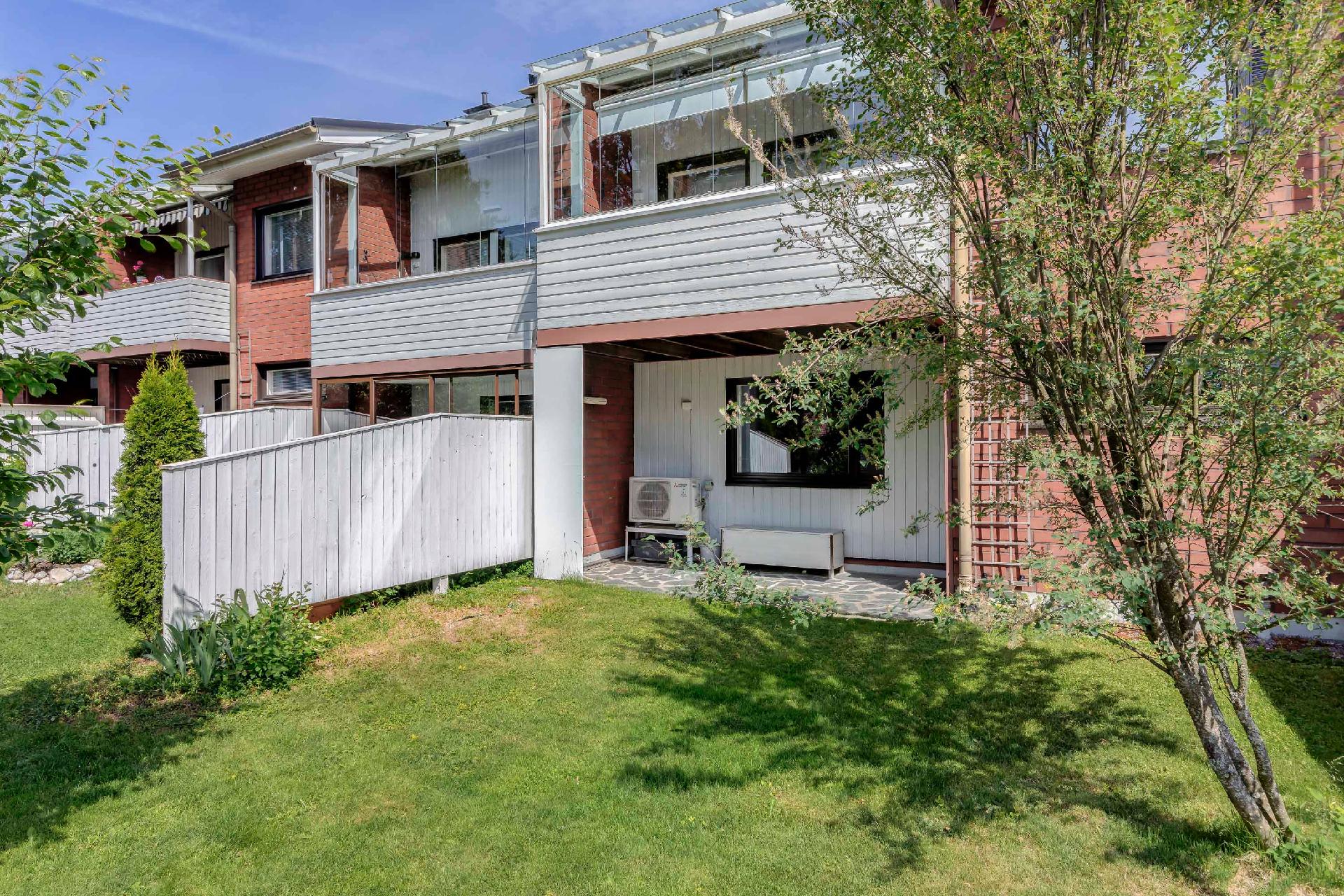 Rasinkuja 5, Tapaninkylä, Helsinki